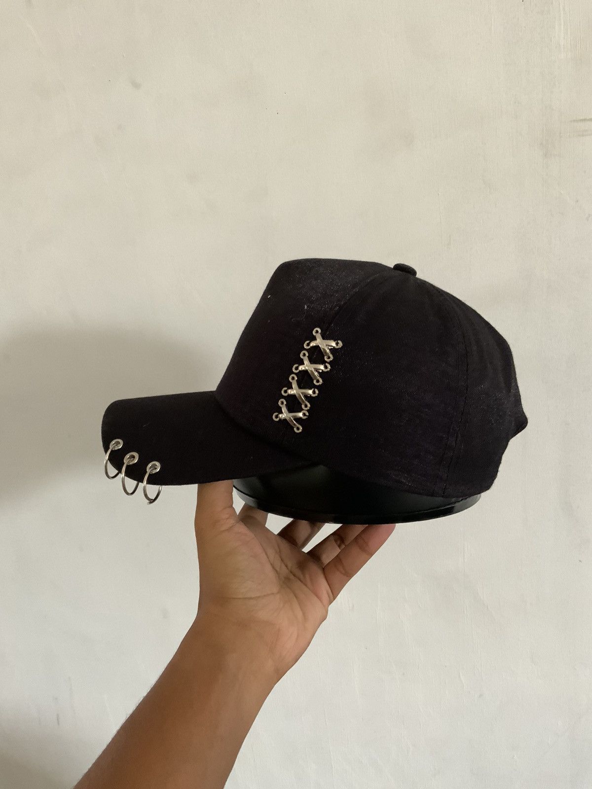 KMRii Black Ring Punk KMRii Style Hat Size ONE SIZE - 2 Thumbnail