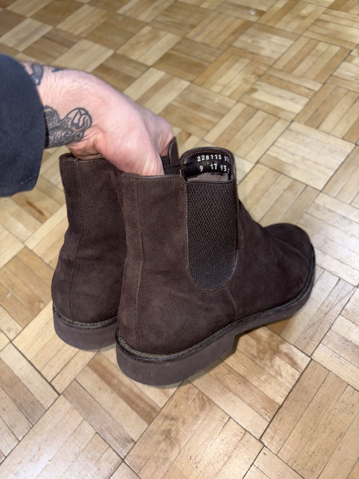 Moreschi Stemar by Moreschi Sherpa Lined Suede Chelsea Boots Size US 9 / EU 42 - 11 Thumbnail