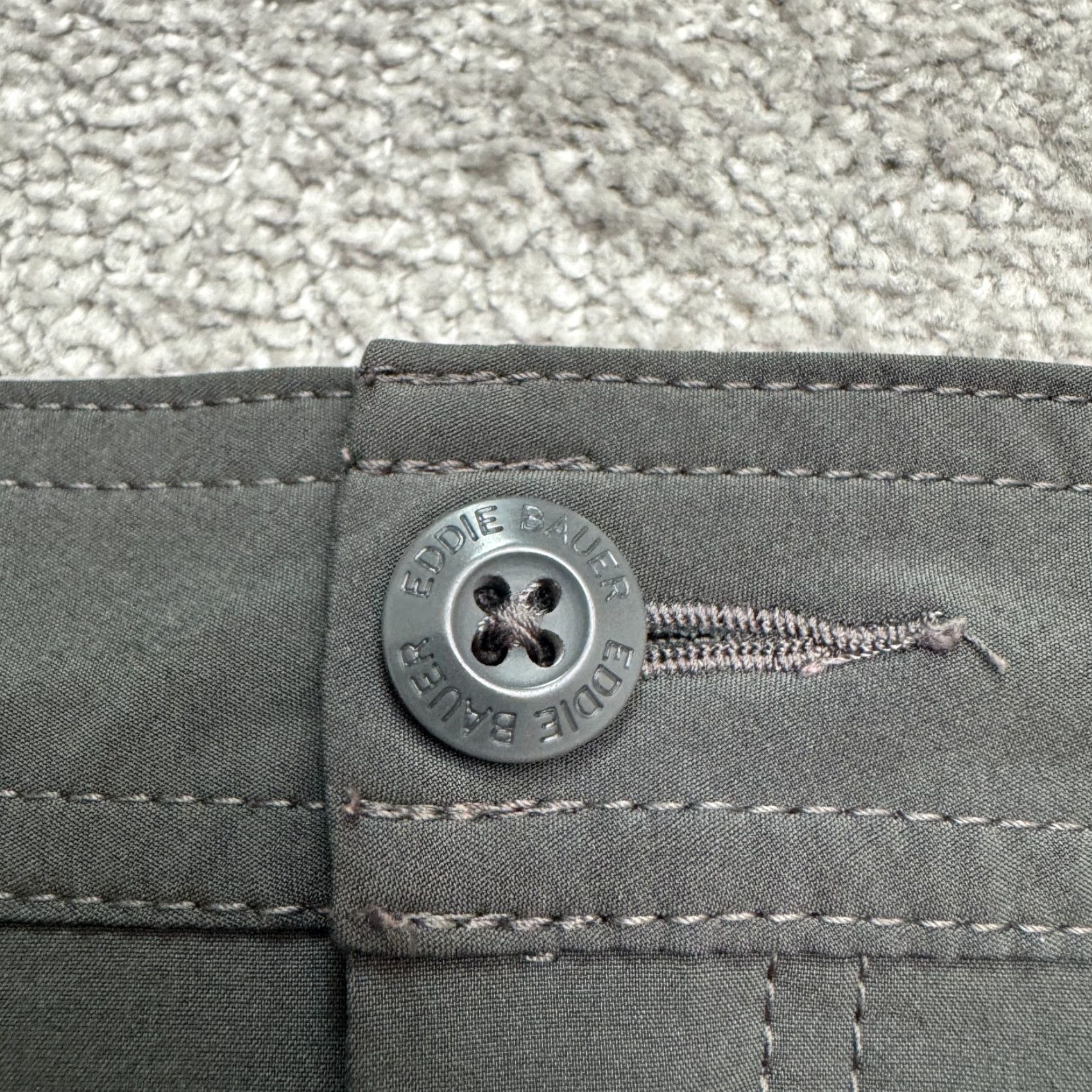 Eddie Bauer VINTAGE Eddie Bauer Cargo Outdoor Pants Womens 12 Dark Gray Straight Leg Roll Hem Hiking Size 40" / US 18 - 5 Thumbnail