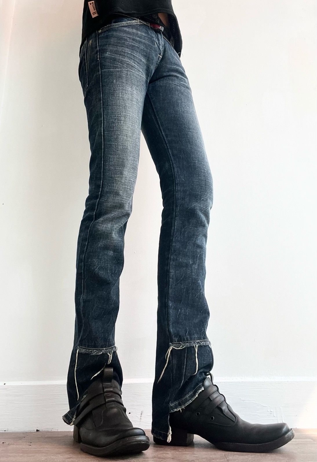Marithe + Francois Girbaud 2000s Marithe Francois Girbaud Flared Jeans Size US 30 / EU 46 - 3 Thumbnail