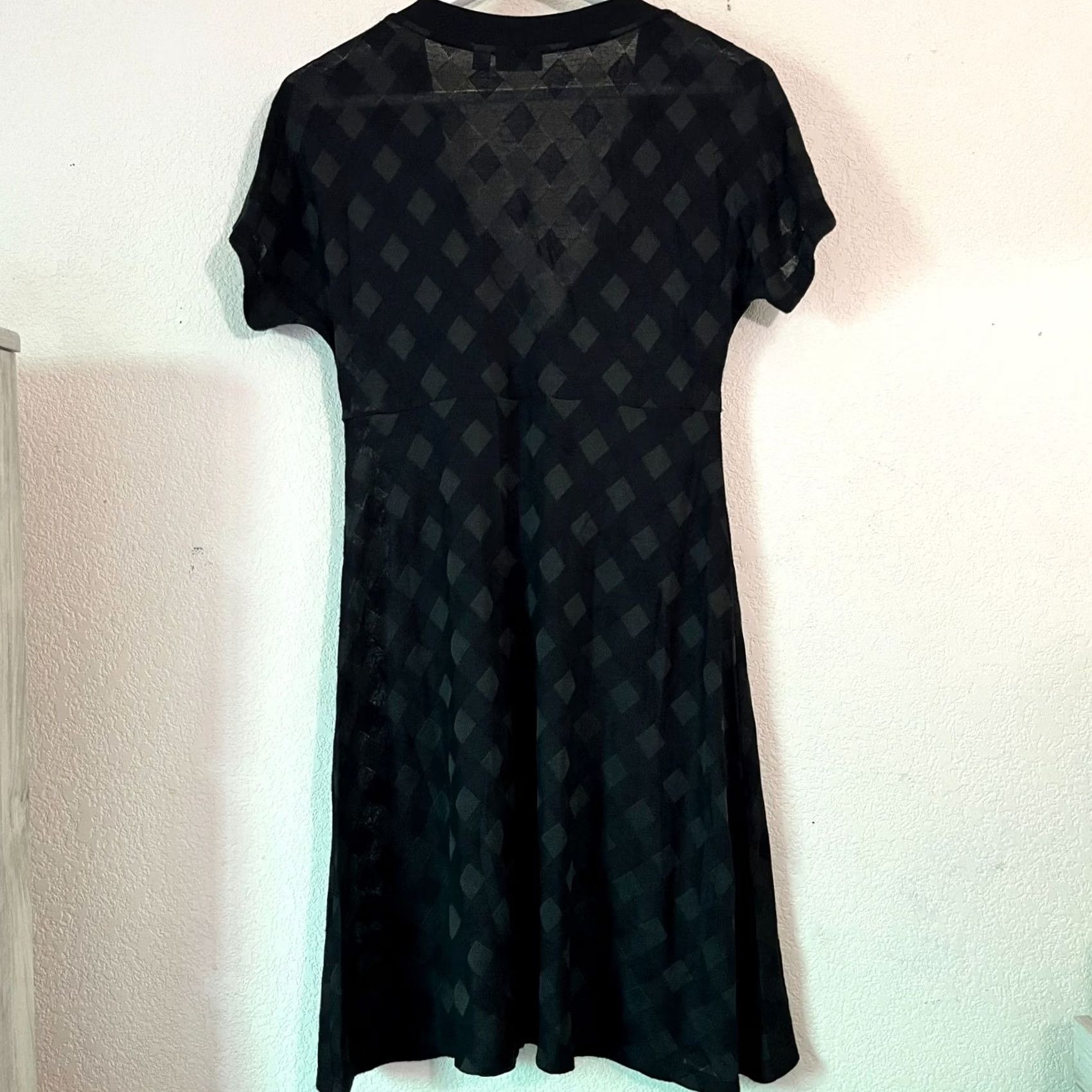 Black Diamond Mexx Womens Black Diamond Pattern Knit Short Sleeve V-Neck A-Line Dress M/L Size 32" / US 10 / IT 46 - 2 Thumbnail