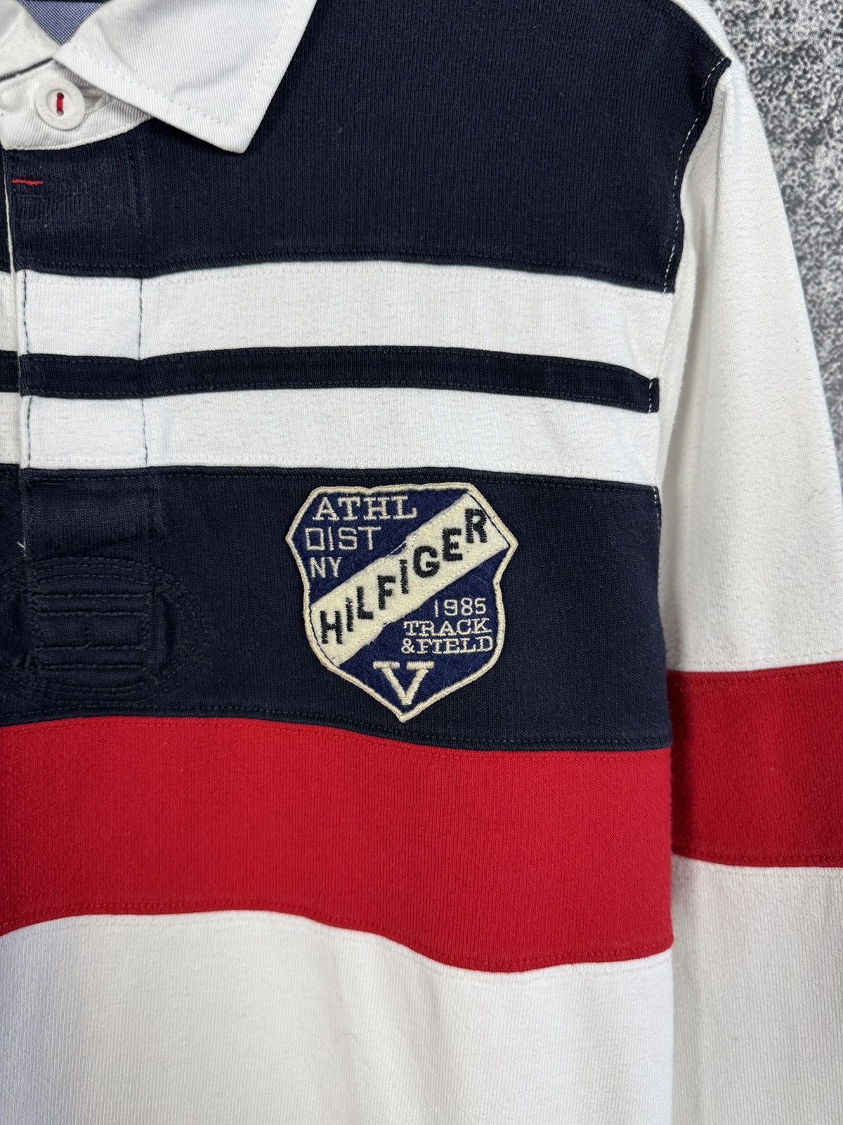 Tommy Hilfiger Tommy Hilfiger Vintage Fit Rugby Shirt Polo Long Sleeve Sz L Size US L / EU 52-54 / 3 - 6 Thumbnail