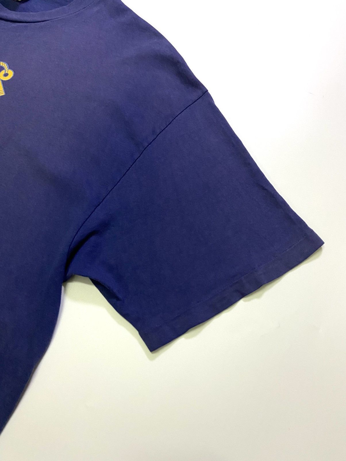 DKNY VINTAGE DKNY JEANS TEE Size US L / EU 52-54 / 3 - 13 Thumbnail