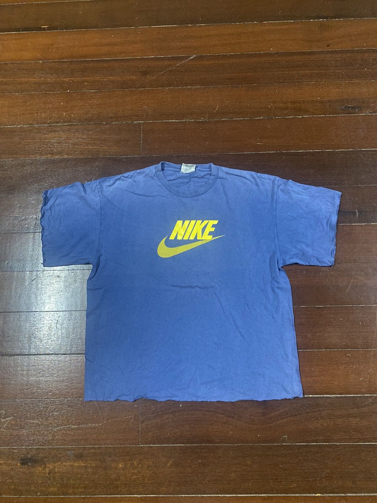 Nike Vintage Nike Big Swoosh Centr Logo Oversized Y2K distressed Size US L / EU 52-54 / 3 - 1 Thumbnail