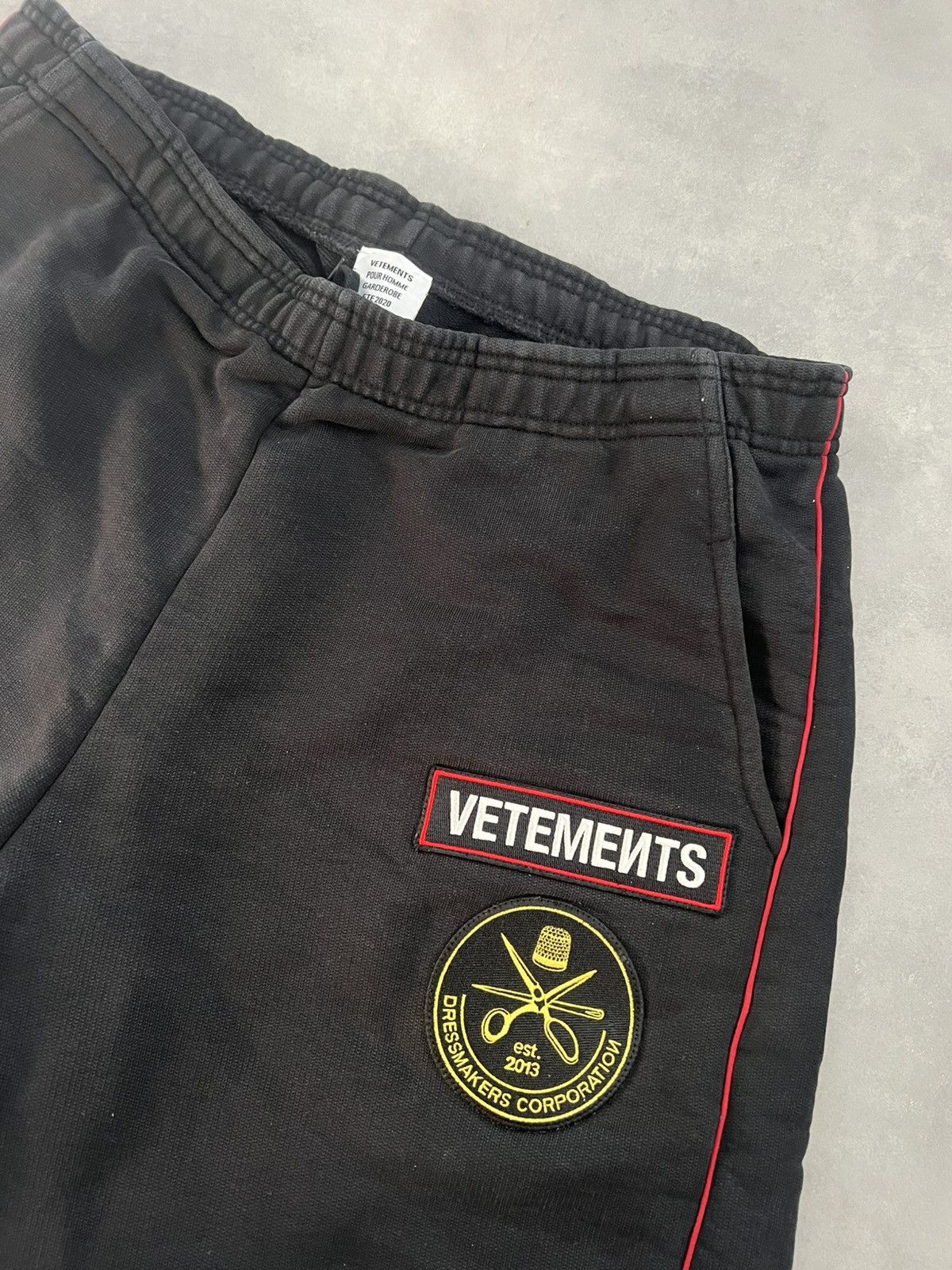 Vetements Vetements Russian Police Short Size US 30 / EU 46 - 3 Thumbnail
