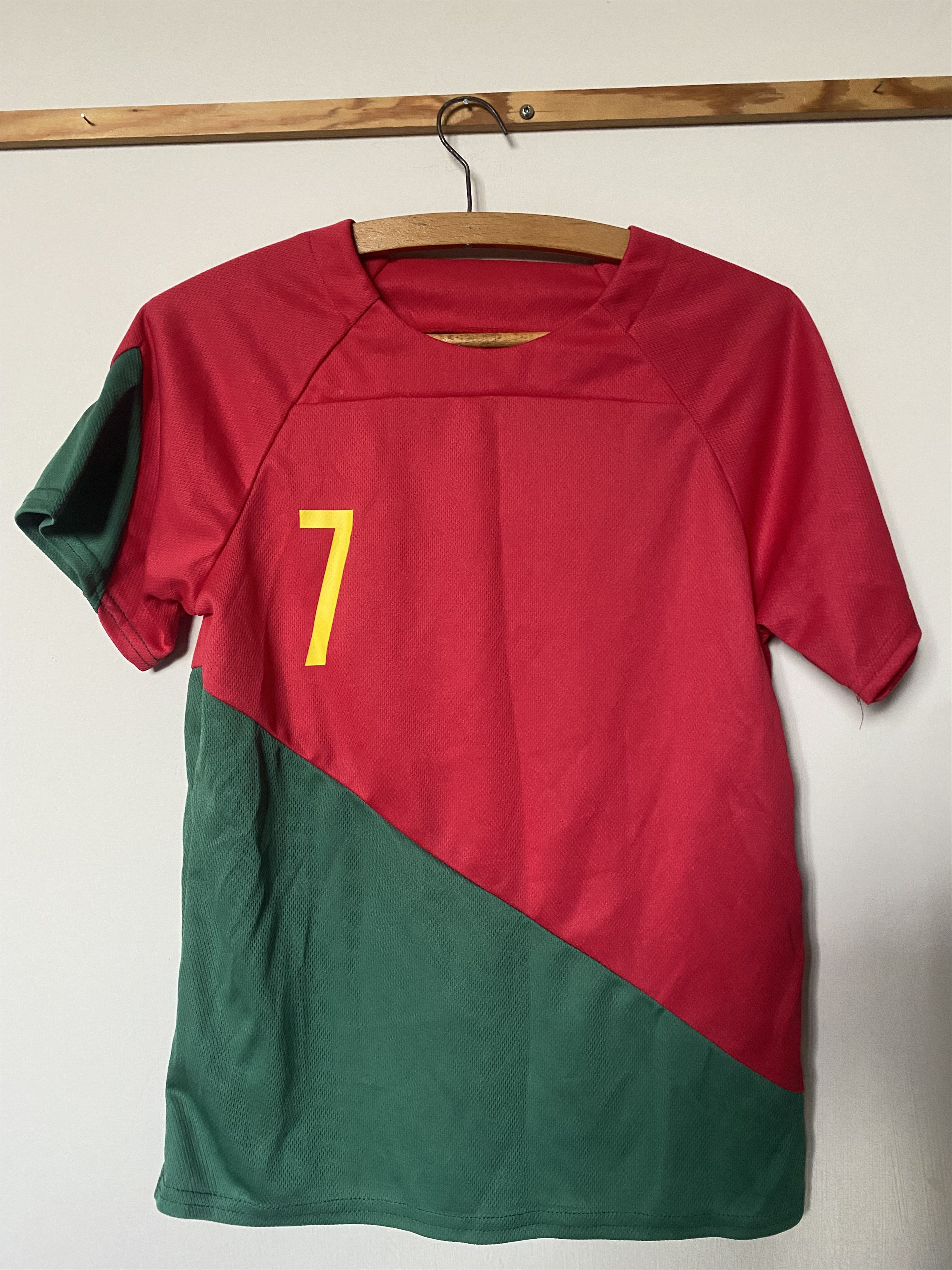 Other PORTUGAL #7 RONALDO - 2022 - 2024 - children's - UNIQUE Size US XS / EU 42 / 0 - 2 Thumbnail