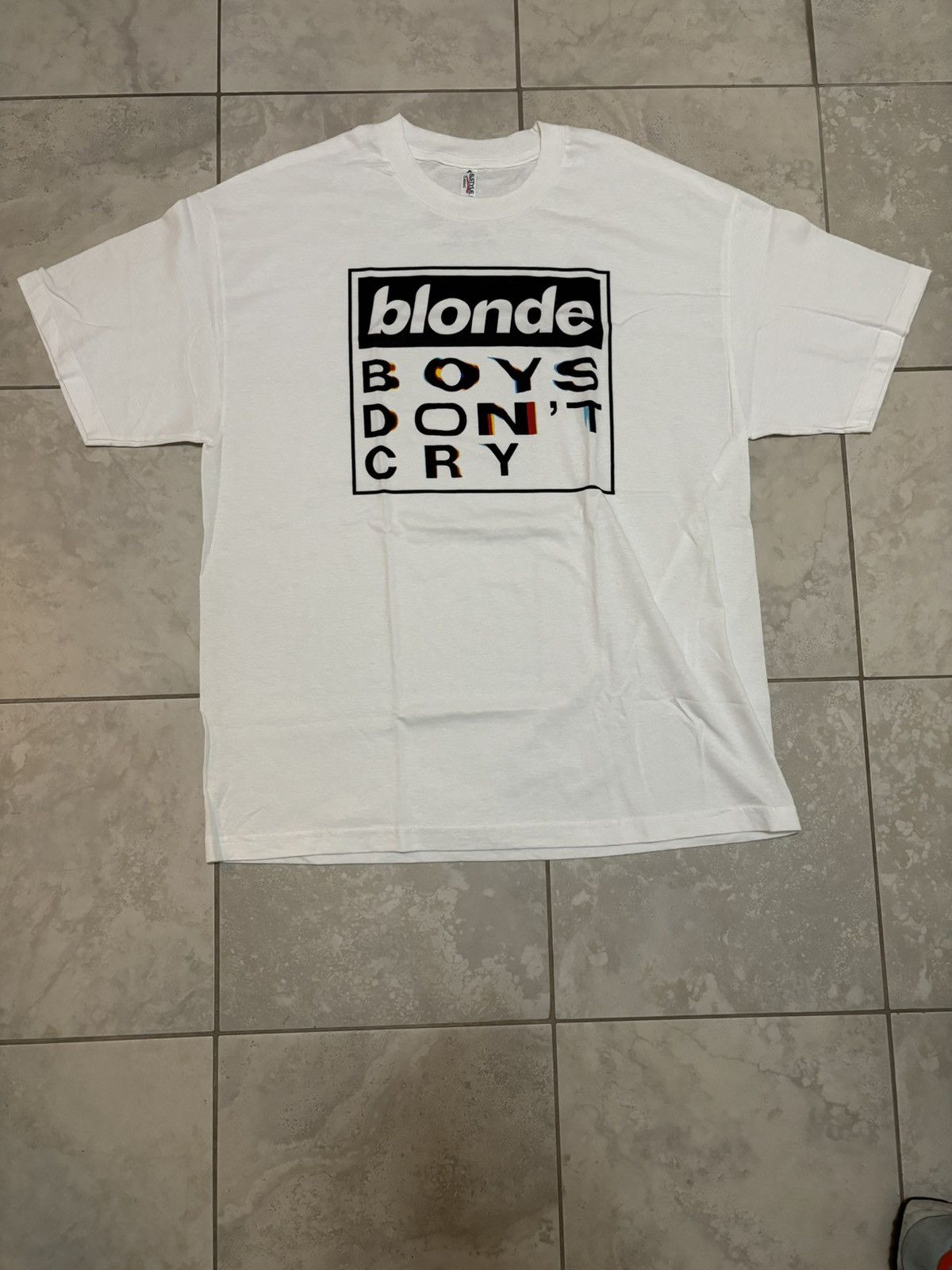 Band Tees Rare Authentic 2016 Frank Ocean Unreleased Blonde promo tee Size US XL / EU 56 / 4 - 1 Thumbnail
