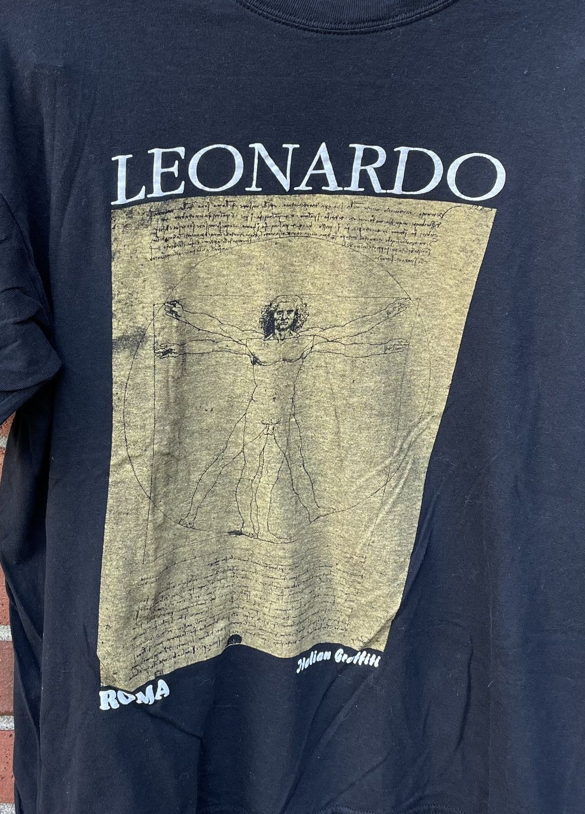 Vintage Vintage Leonardo Da Vinci Virtruvian Man Destination T-Shirt Size US XL / EU 56 / 4 - 3 Thumbnail
