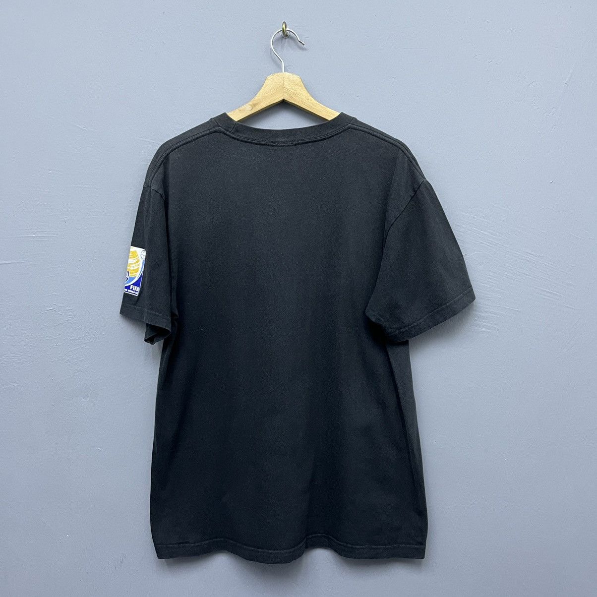 Vintage Vintage Y2K FIFA Club World Cup Japan T-shirt Sportswear Size US L / EU 52-54 / 3 - 2 Thumbnail