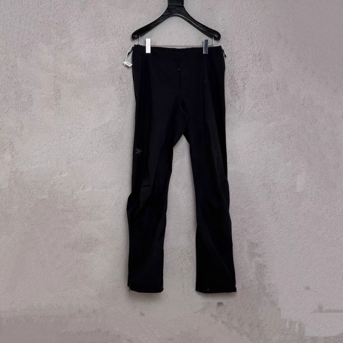 Arc'teryx Arcteryx Beta Pant Men Solid Outdoor Casual Pants Size M New Size US 32 / EU 48 - 1 Thumbnail