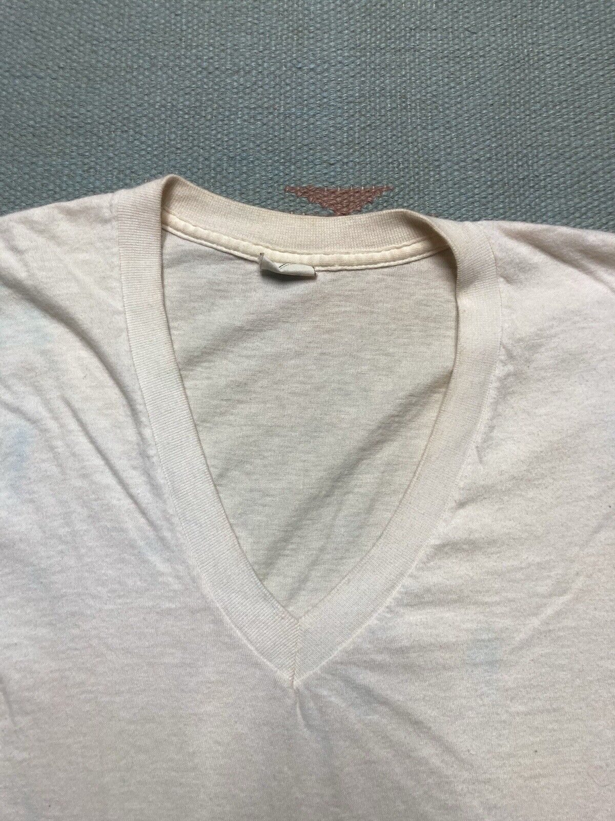 Vintage VTG 60s blank white t shirt v neck soft cotton grunge medium Size US M / EU 48-50 / 2 - 5 Thumbnail
