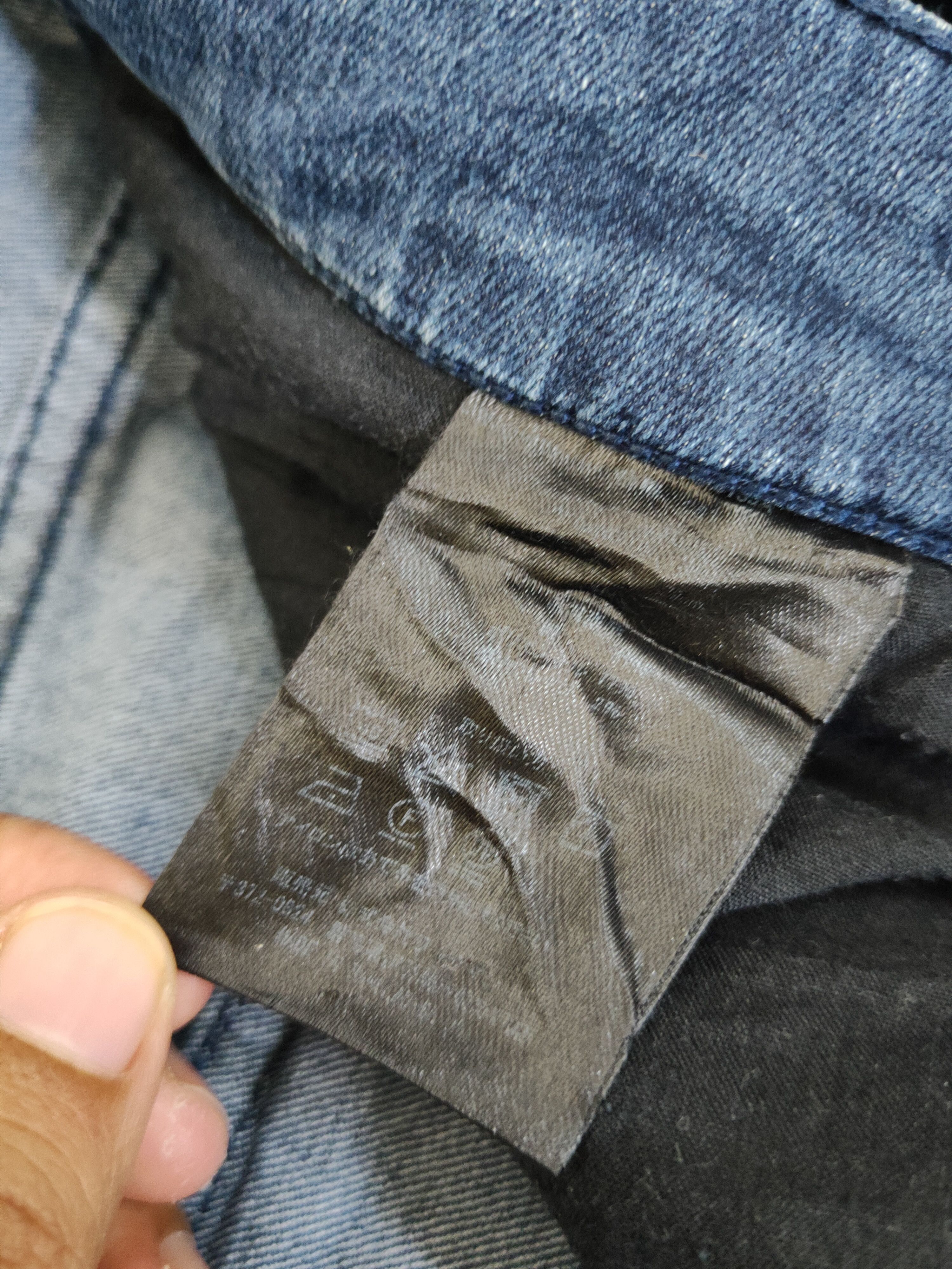 Japanese Brand FieldCore Dark Blue Distressed Ripped Jeans #W1979 Size US 39 - 14 Thumbnail