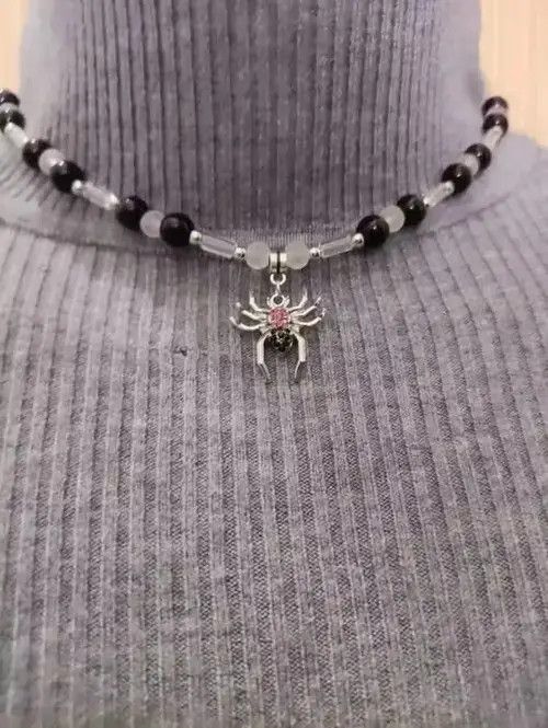 Jewelry Spider Vintage Necklace chain pendent Size ONE SIZE - 1 Thumbnail