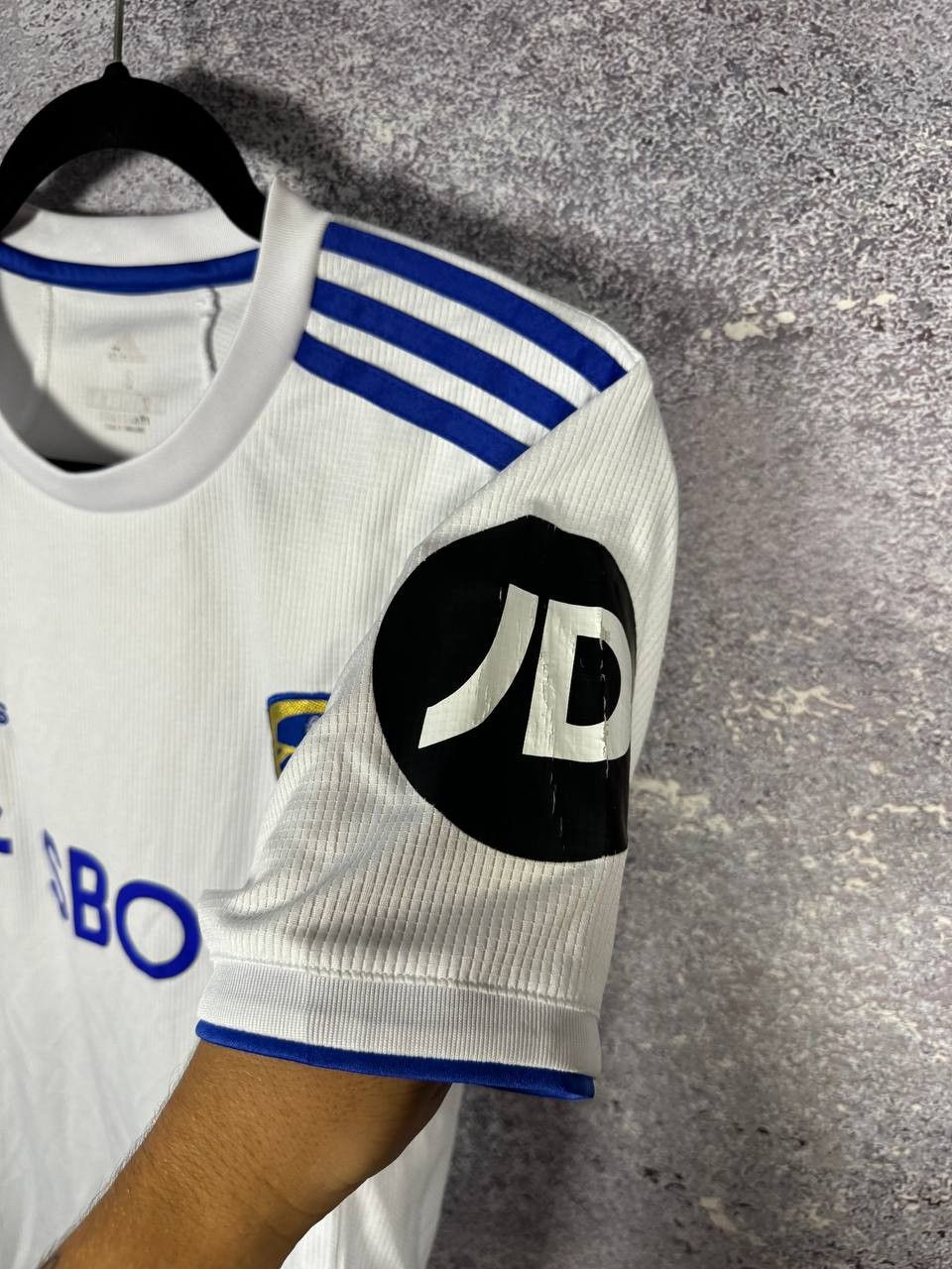 Vintage Vintage Leeds United 2021/22 Fan Soccer Jersey Small Size US S / EU 44-46 / 1 - 3 Thumbnail