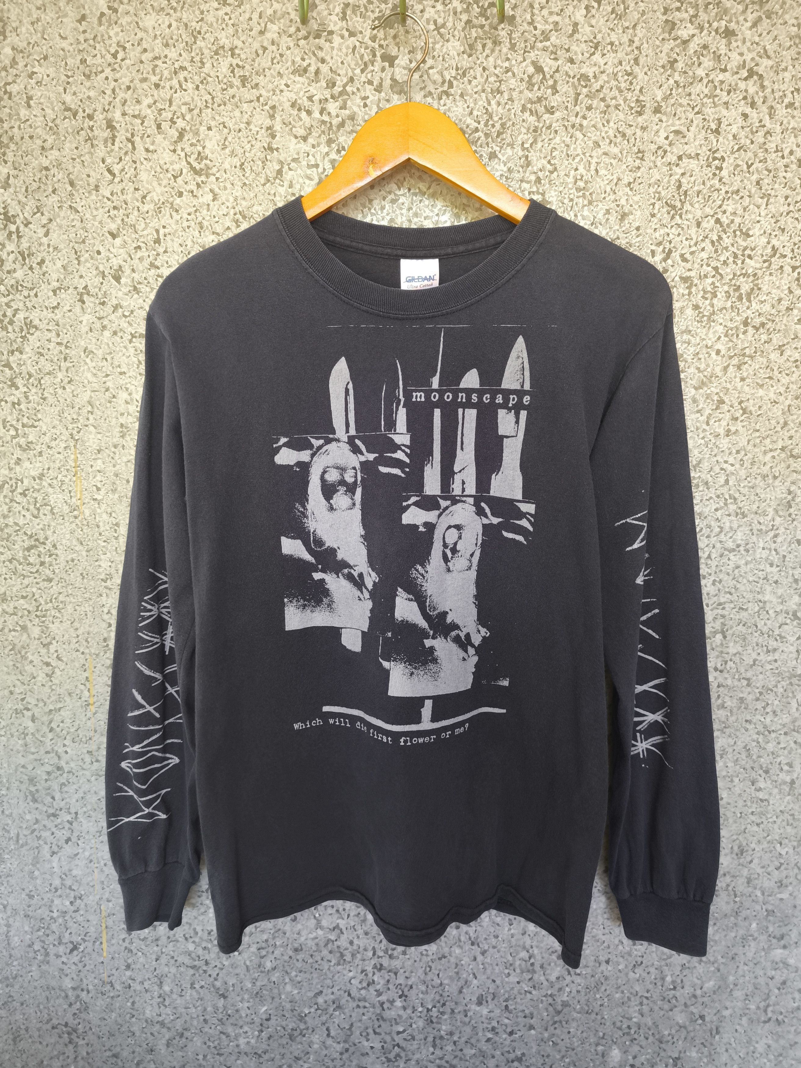 Band Tees Moonscape t shirt long sleeve Size US S / EU 44-46 / 1 - 1 Thumbnail