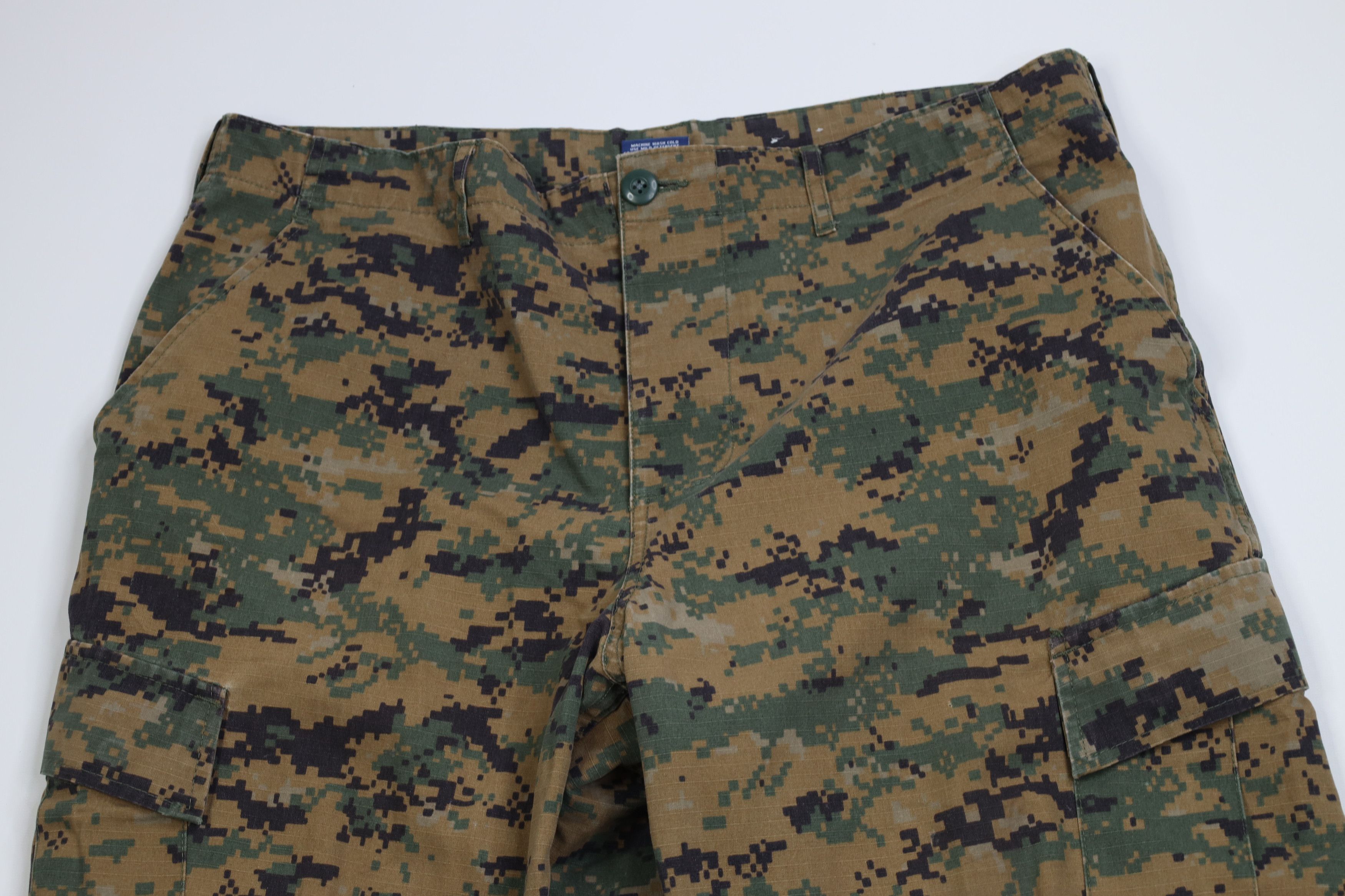 Vintage Vintage Streetwear Digital Camouflage Cargo Pants Combat Size US 36 / EU 52 - 2 Thumbnail