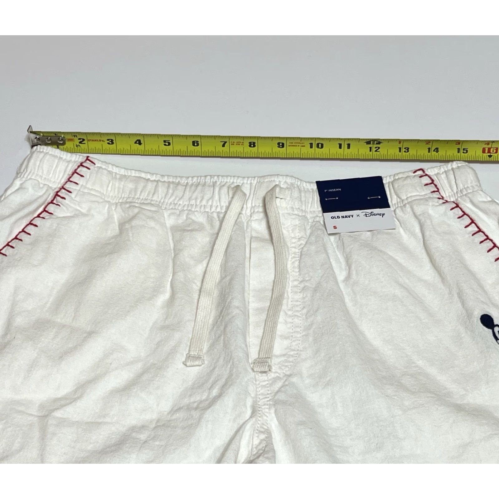 Old Navy Old Navy x Disney Linen-Blend Men’s S Embroidered Mickey Pocket White Shorts Size US 29 - 3 Thumbnail