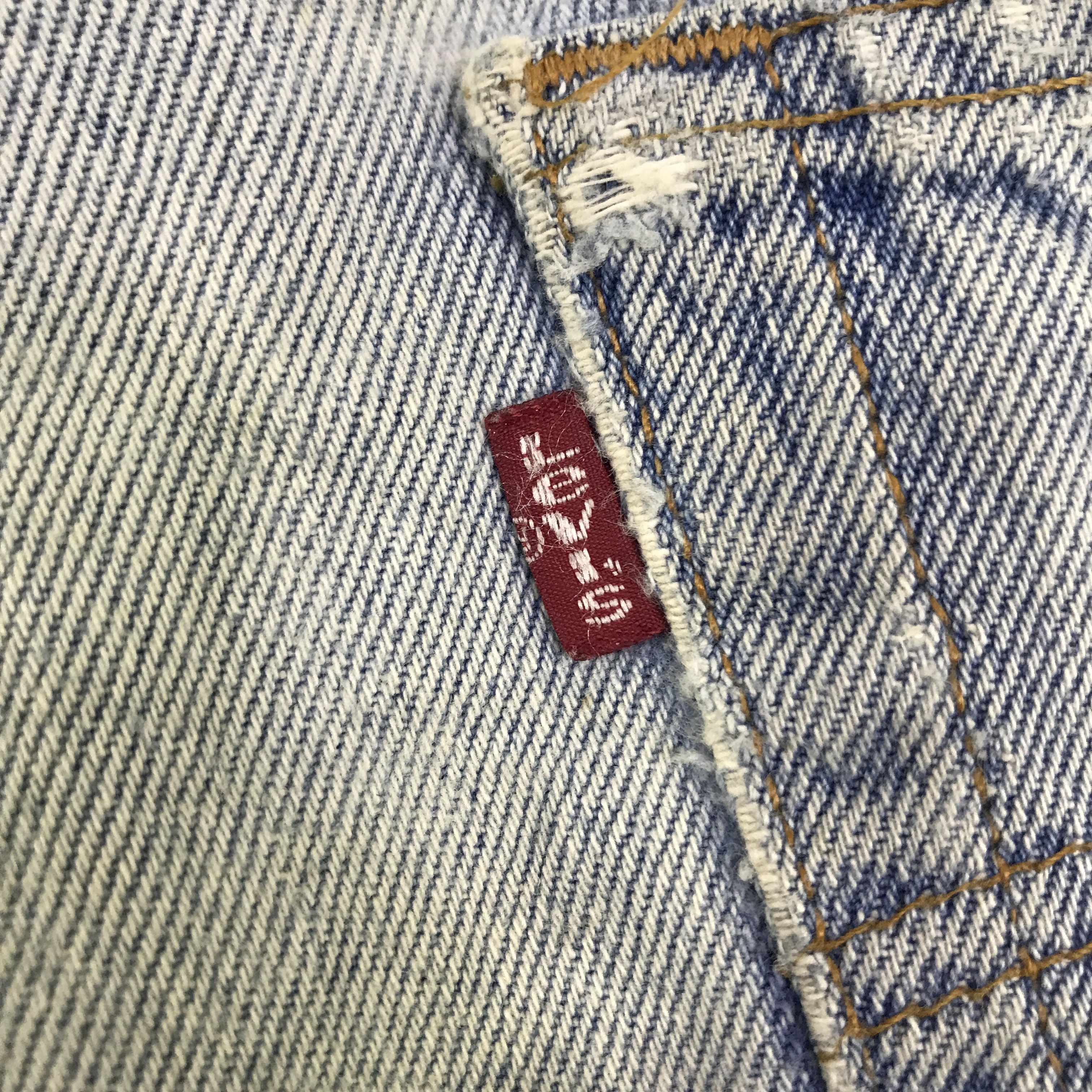 Levi's Vintage Clothing Vintage Levis 501 Distressed Short pants Jeans K130B9 Size US 32 / EU 48 - 13 Thumbnail