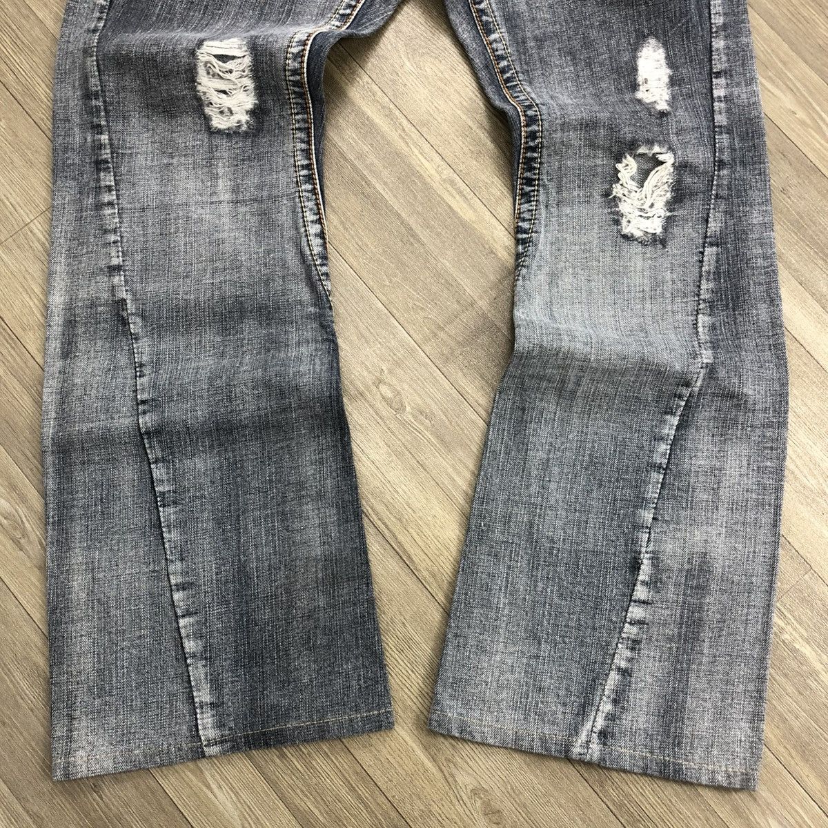 If Six Was Nine × Japanese Brand × semanticdesign 2000s Semantic Design Leopard Distressed LGB Flarred Jeans Size US 30 / EU 46 - 12 Thumbnail