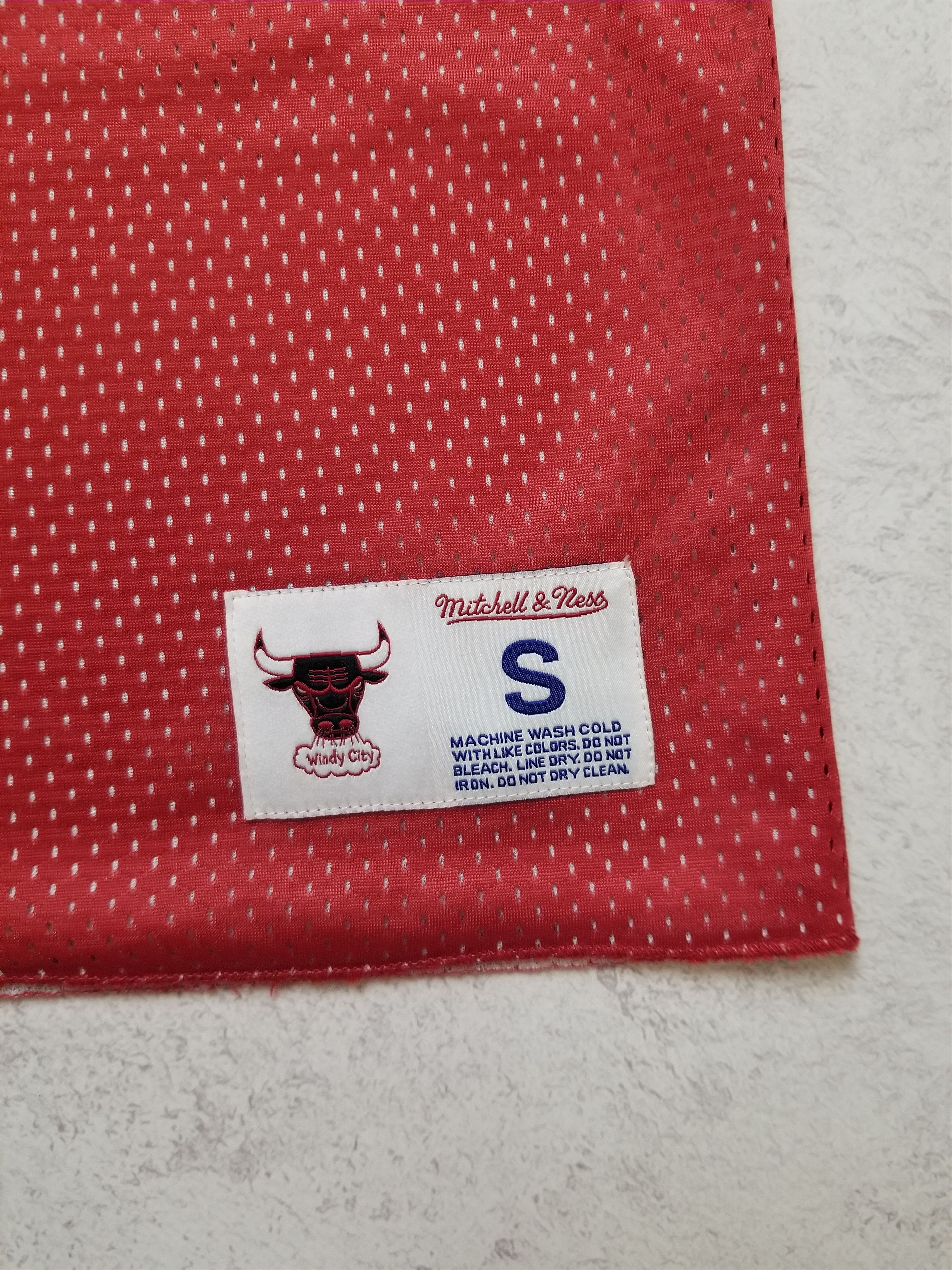 Mitchell & Ness Chicago Bulls NBA Basketball Double-Sided Jersey Size US S / EU 44-46 / 1 - 11 Thumbnail