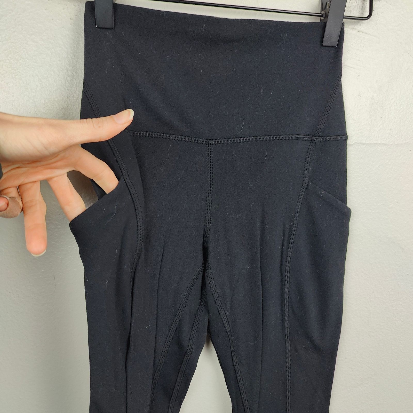 Lululemon Lululemon Align High Rise Pant with Pockets 2 25" Black Size 26" / US 2 / IT 38 - 2 Thumbnail