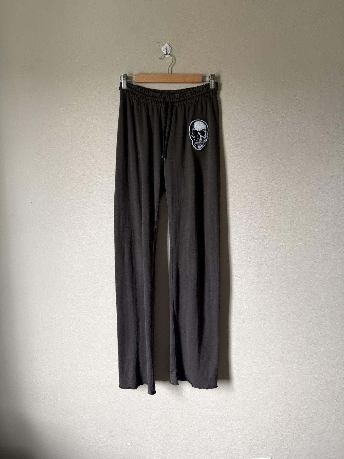 パンツ Number Nine White Double skull sweats Number Nine White Double Skull | TikTok