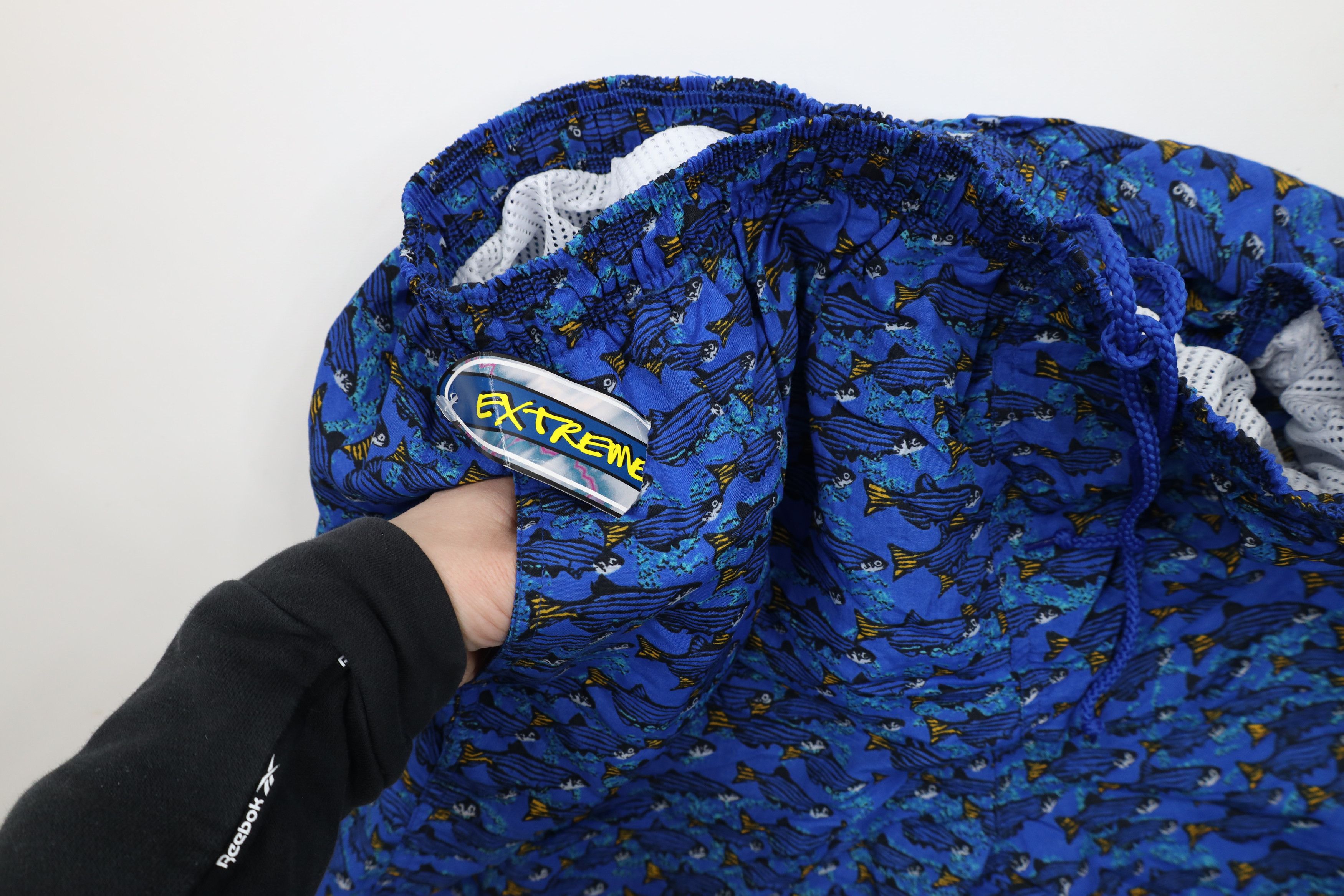 Vintage Deadstock Vintage 90s Streetwear Print Lined Shorts Trunks Size US 36 / EU 52 - 5 Thumbnail