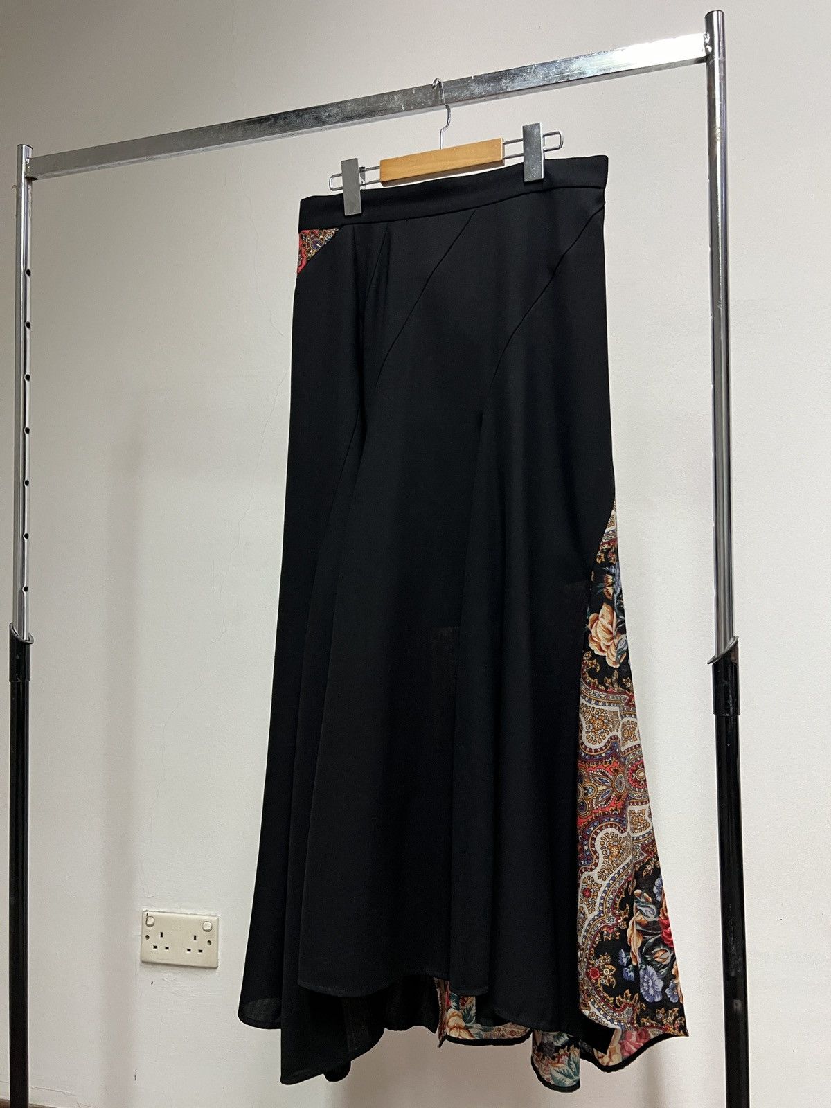 Yohji Yamamoto AW17 SAMPLE Y’s Pink by Takeshi Kosada Russian Floral Skirt Size 28" / US 6 / IT 42 - 3 Thumbnail