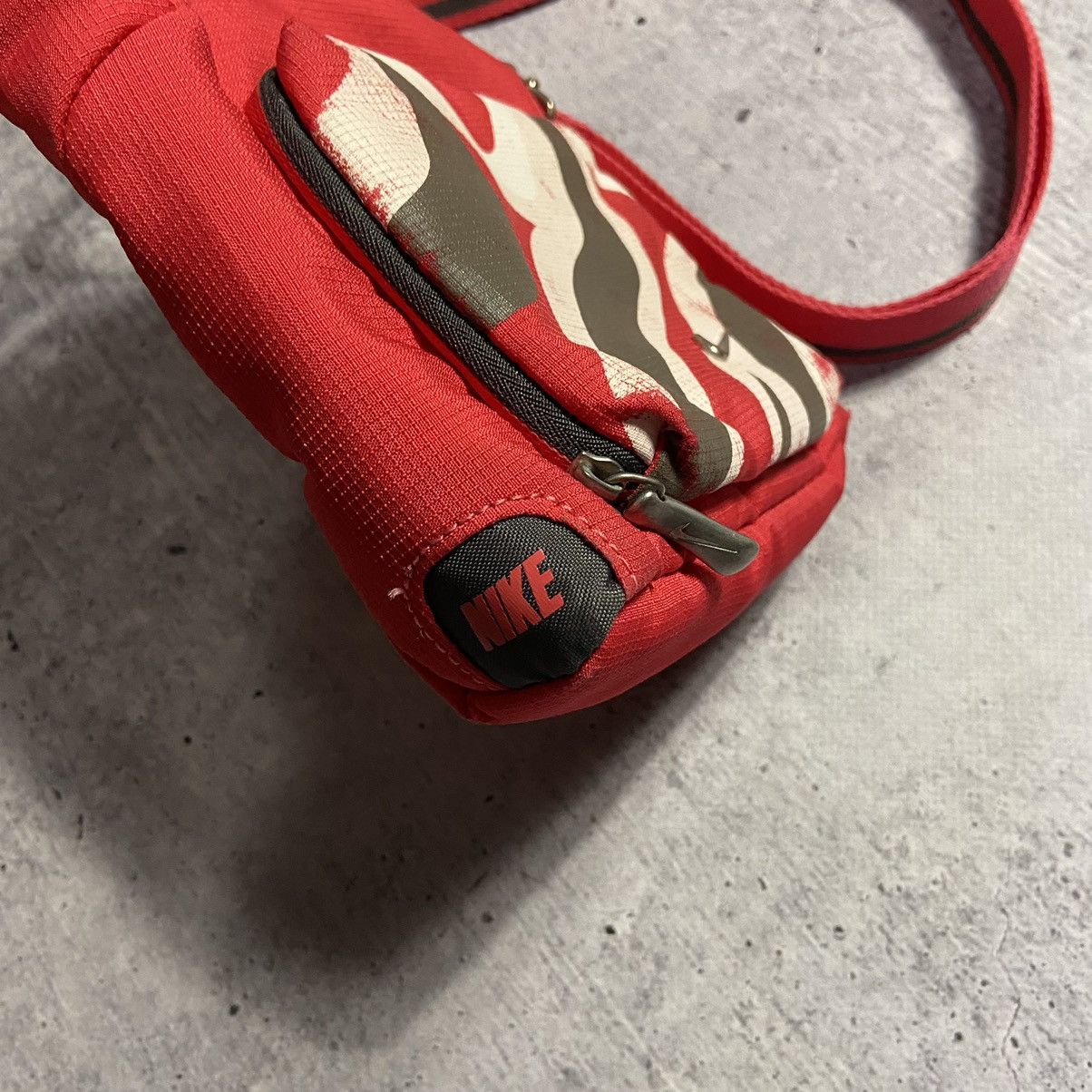 Nike × Vintage 📌 Vintage Nike Crossbody Messenger Metal Swoosh Size ONE SIZE - 5 Thumbnail