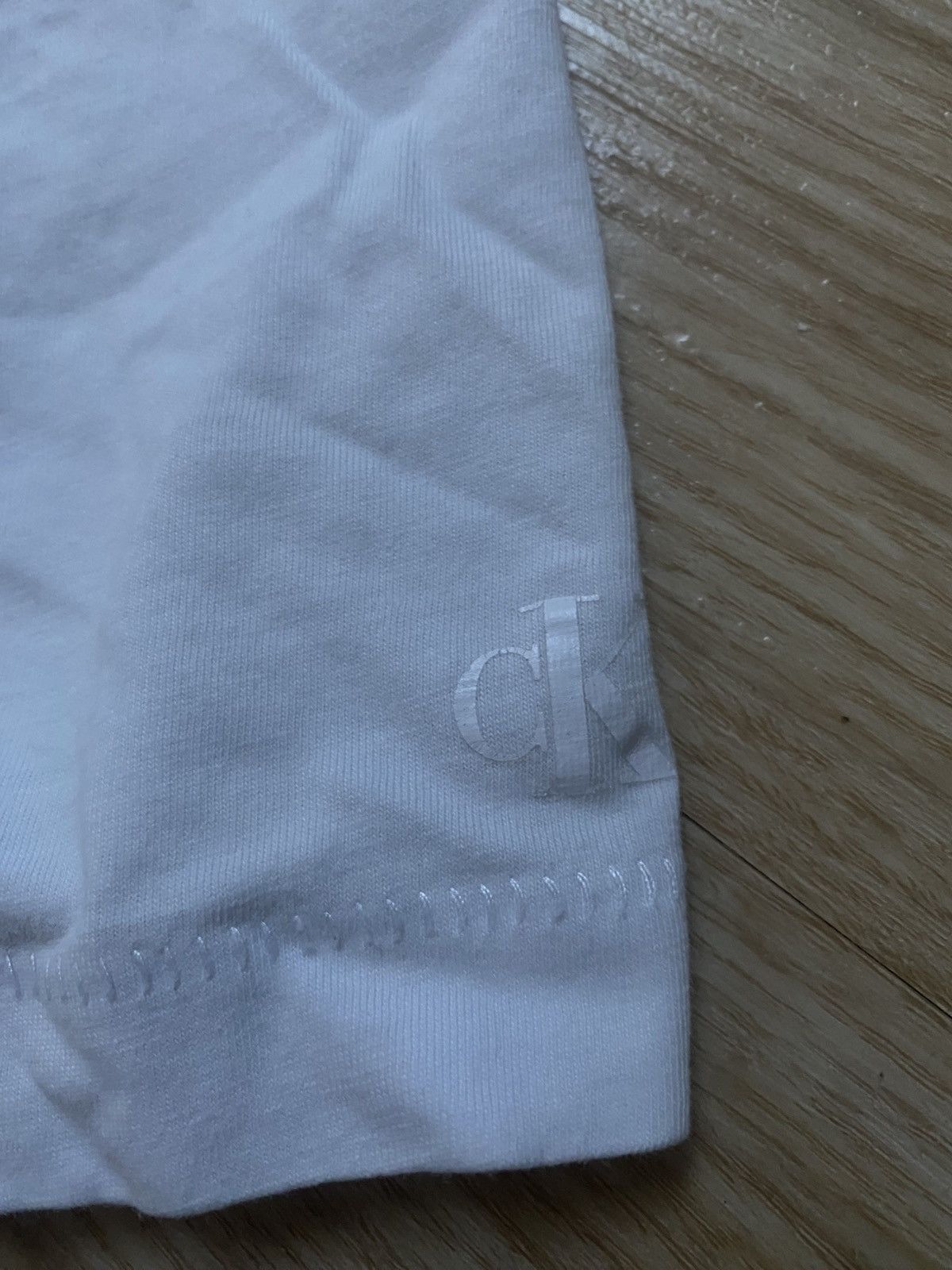 Calvin Klein Calvin Klein white tee (XS) Size US XS / EU 42 / 0 - 3 Thumbnail