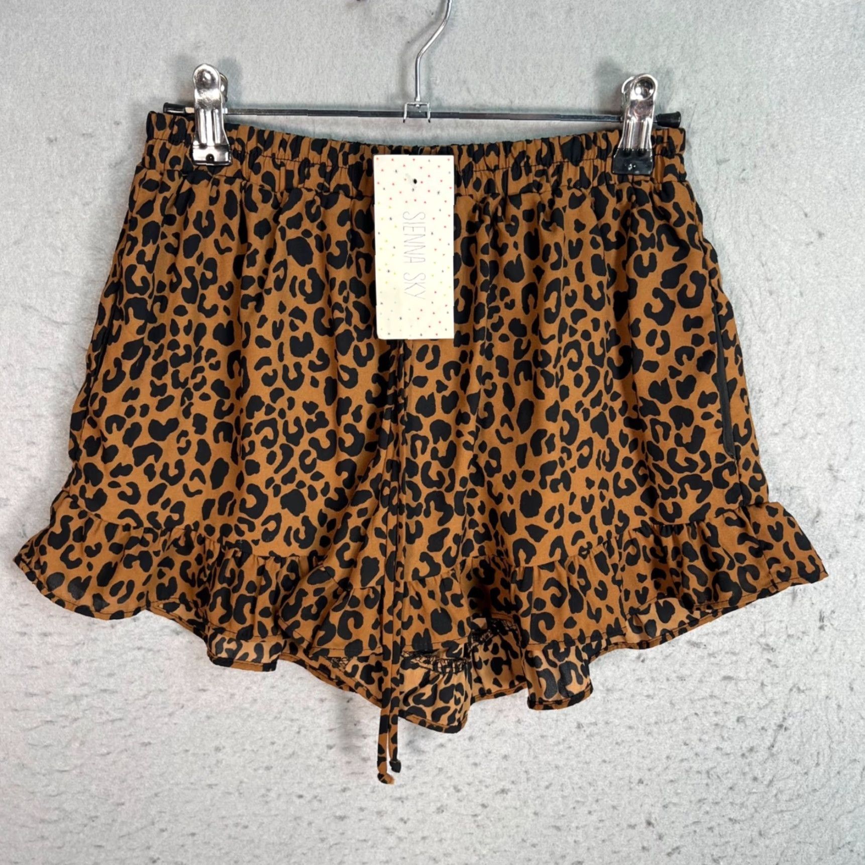 Vintage Sienna Sky Womens Small Brown & Black Leopard Print Ruffle Hem Shorts NEW! Size 28" / US 6 / IT 42 - 2 Thumbnail