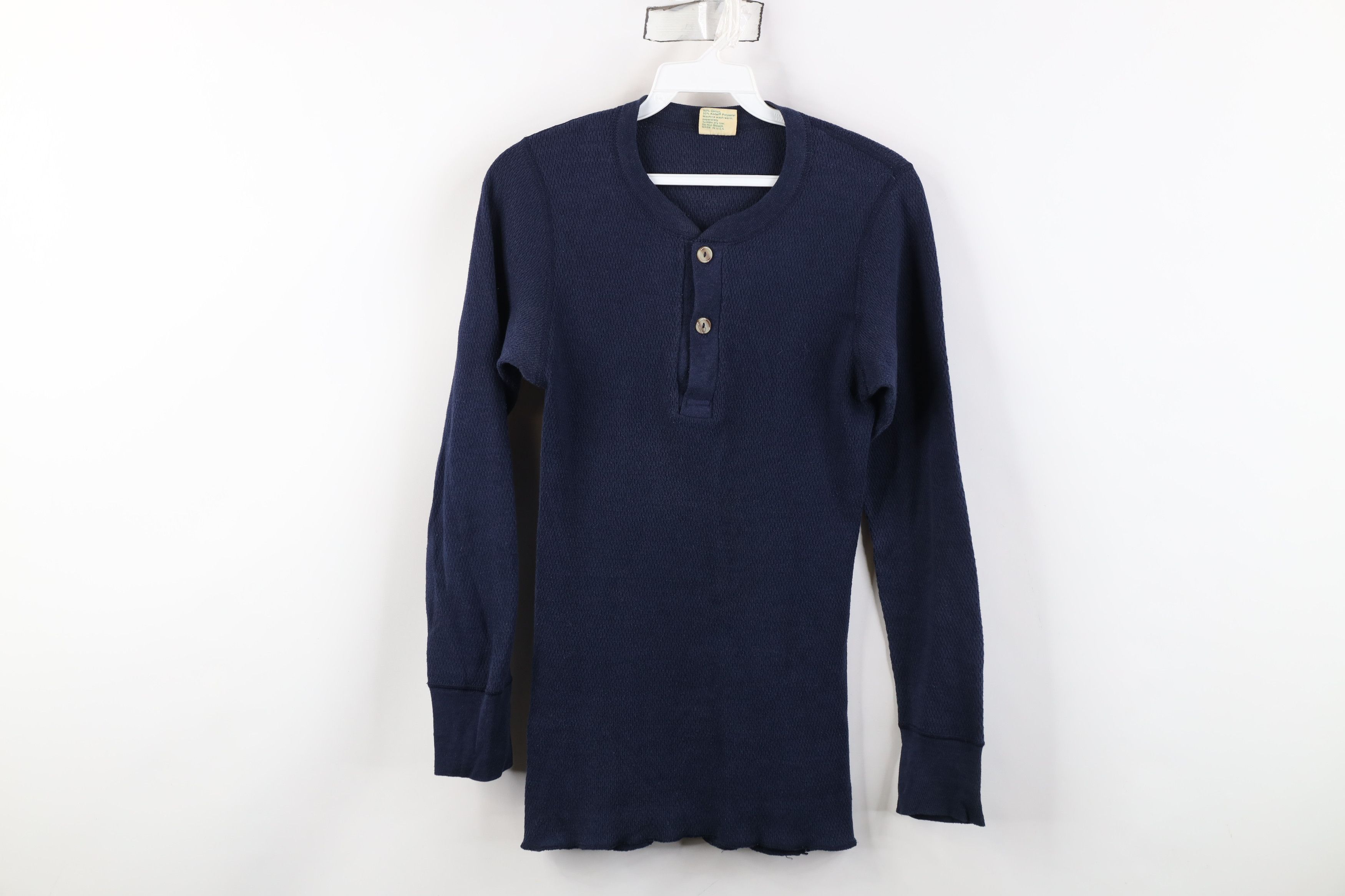 Vintage Vintage 70s Streetwear Waffle Knit Henley T-Shirt USA Size US S / EU 44-46 / 1 - 1 Thumbnail
