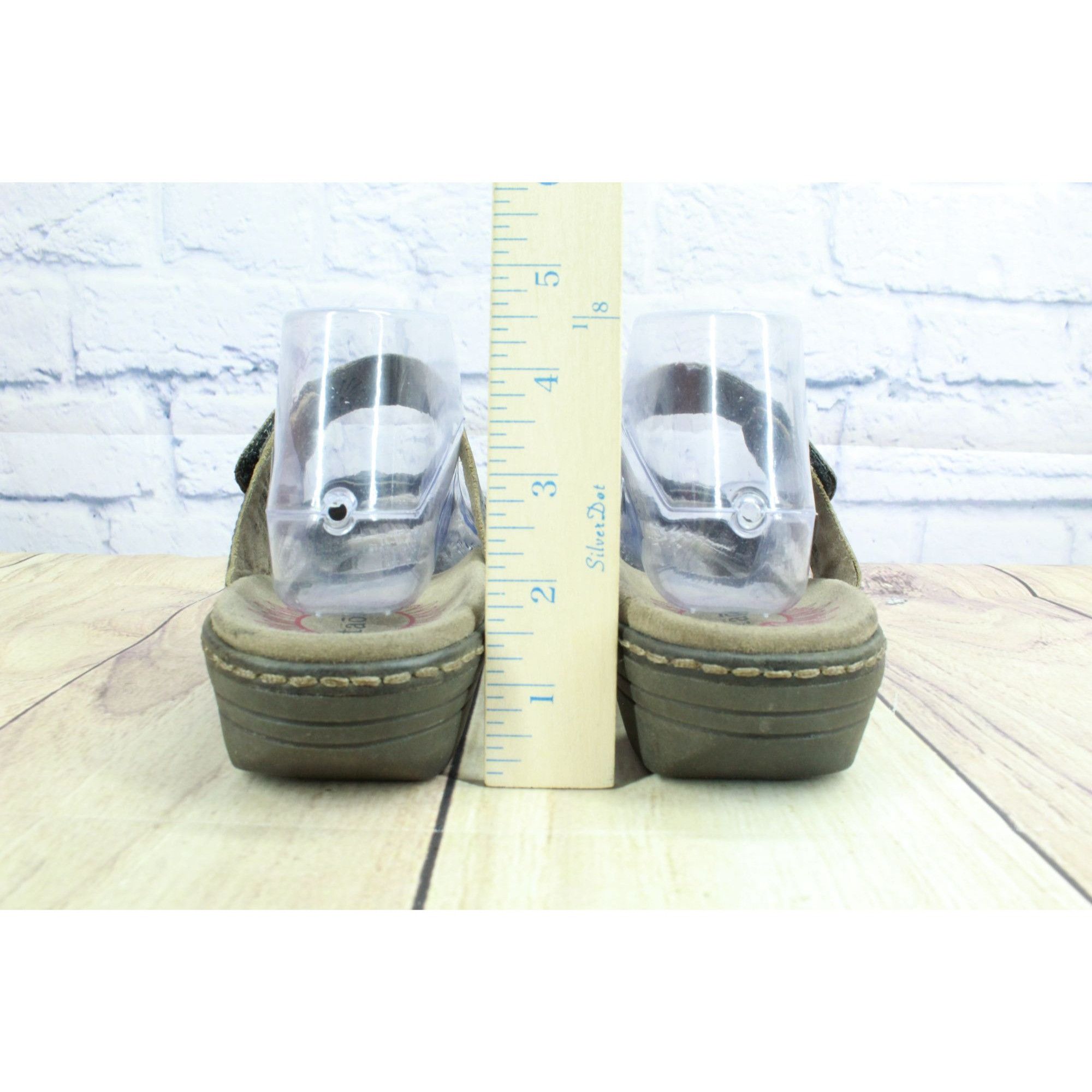 Taos Taos Miracle Women's Leather Comfort Wedge Sandals Size 10 Size US 10 / IT 40 - 6 Thumbnail