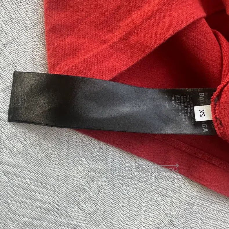 Balenciaga Balenciaga Red Wave Embroidered Distressed T-Shirt Size US XS / EU 42 / 0 - 5 Thumbnail