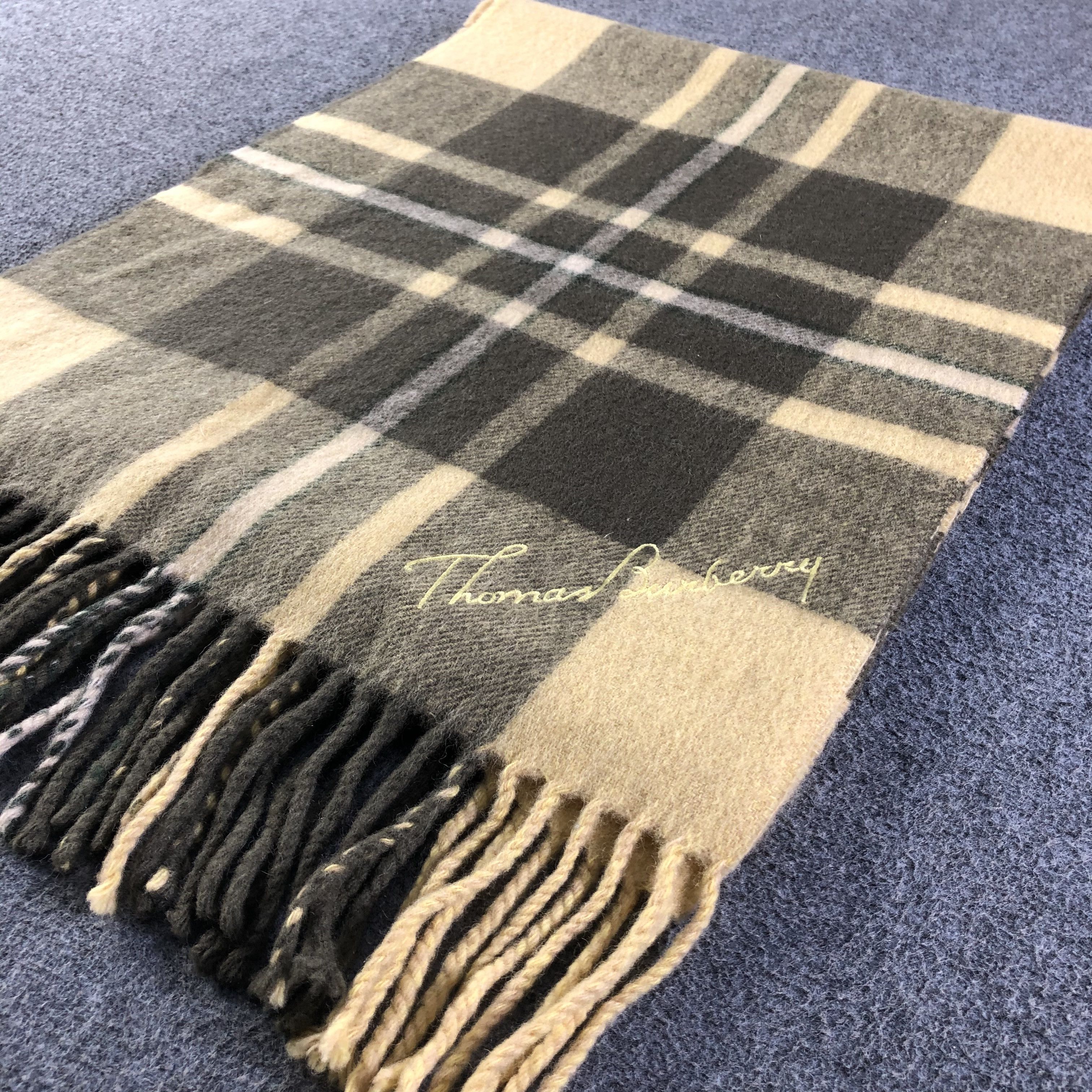 Burberry Burberry Scarf / Muffler / Neckwear Size ONE SIZE - 3 Thumbnail