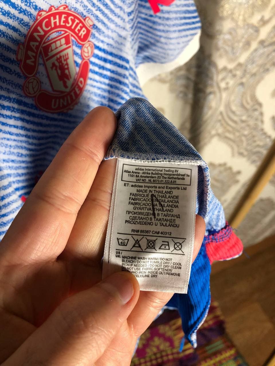 Vintage ADIDAS FC MANCHESTER UNITED ENGLAND SOCCER JERSEY RETRO Y2K Size US S / EU 44-46 / 1 - 6 Thumbnail