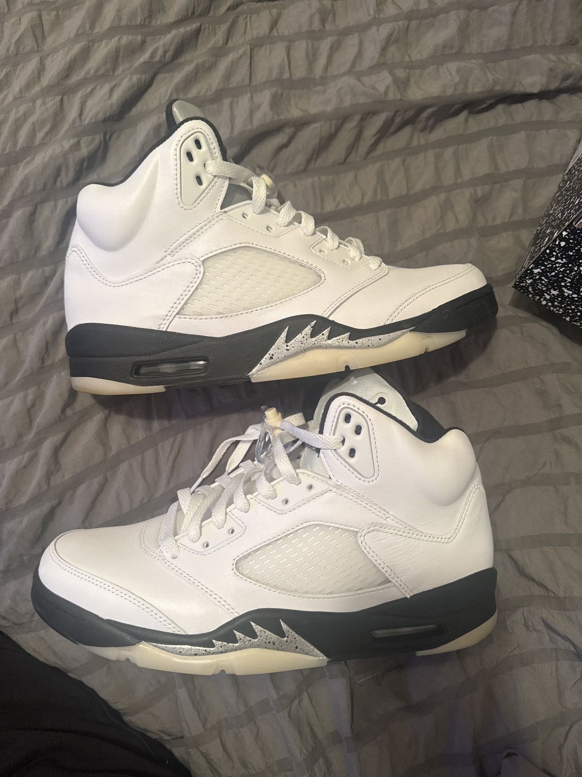 Nike Air Jordan 5 Retro OG “Reverse Metallic/White Black” Jordan Brand × Nike Air jordan 5 “White Black”/ “Reverse  main image 3