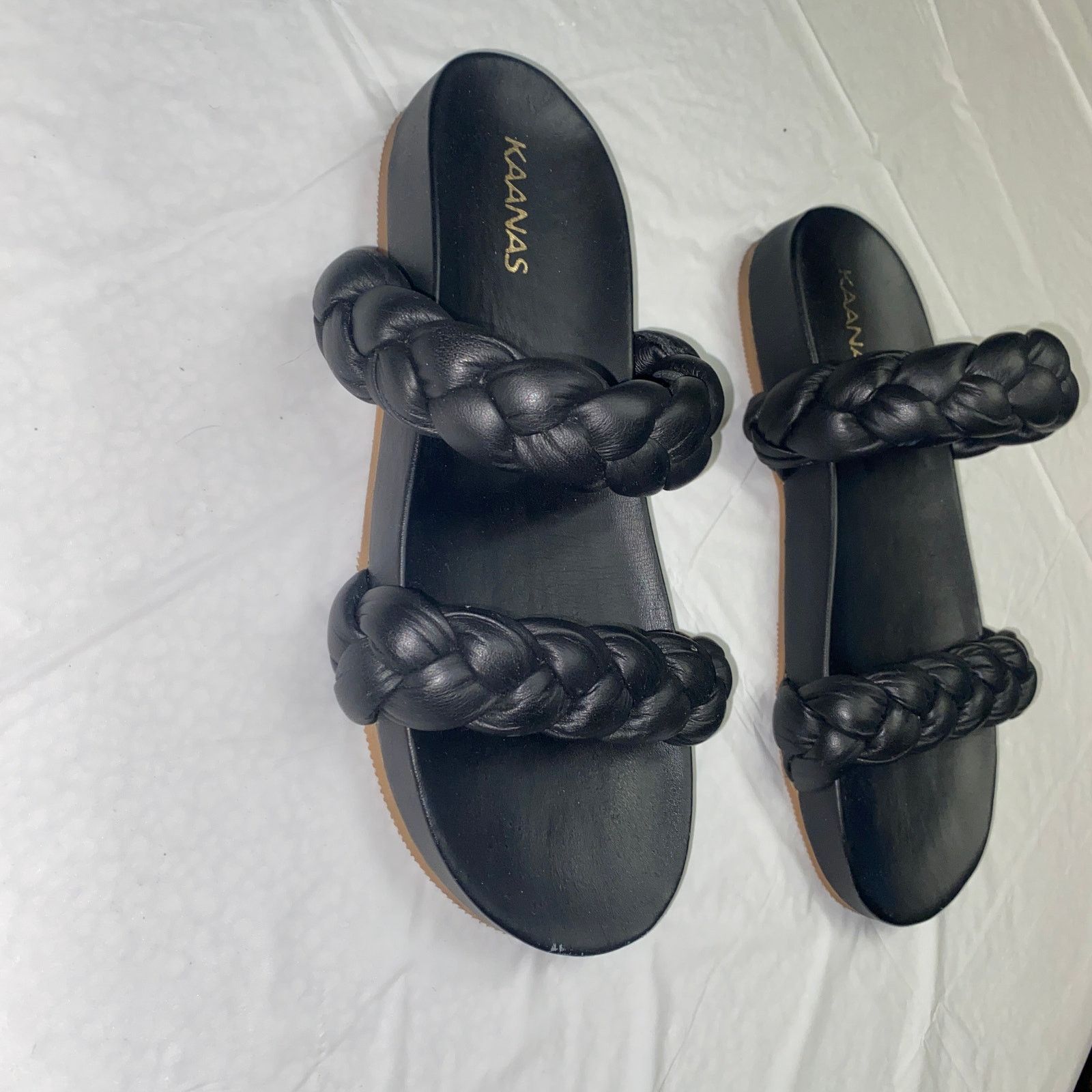Other Kaanas Black Leather Coco Chunky Braid Pool Slide Sandals 7 Size US 7 / IT 37 - 5 Thumbnail