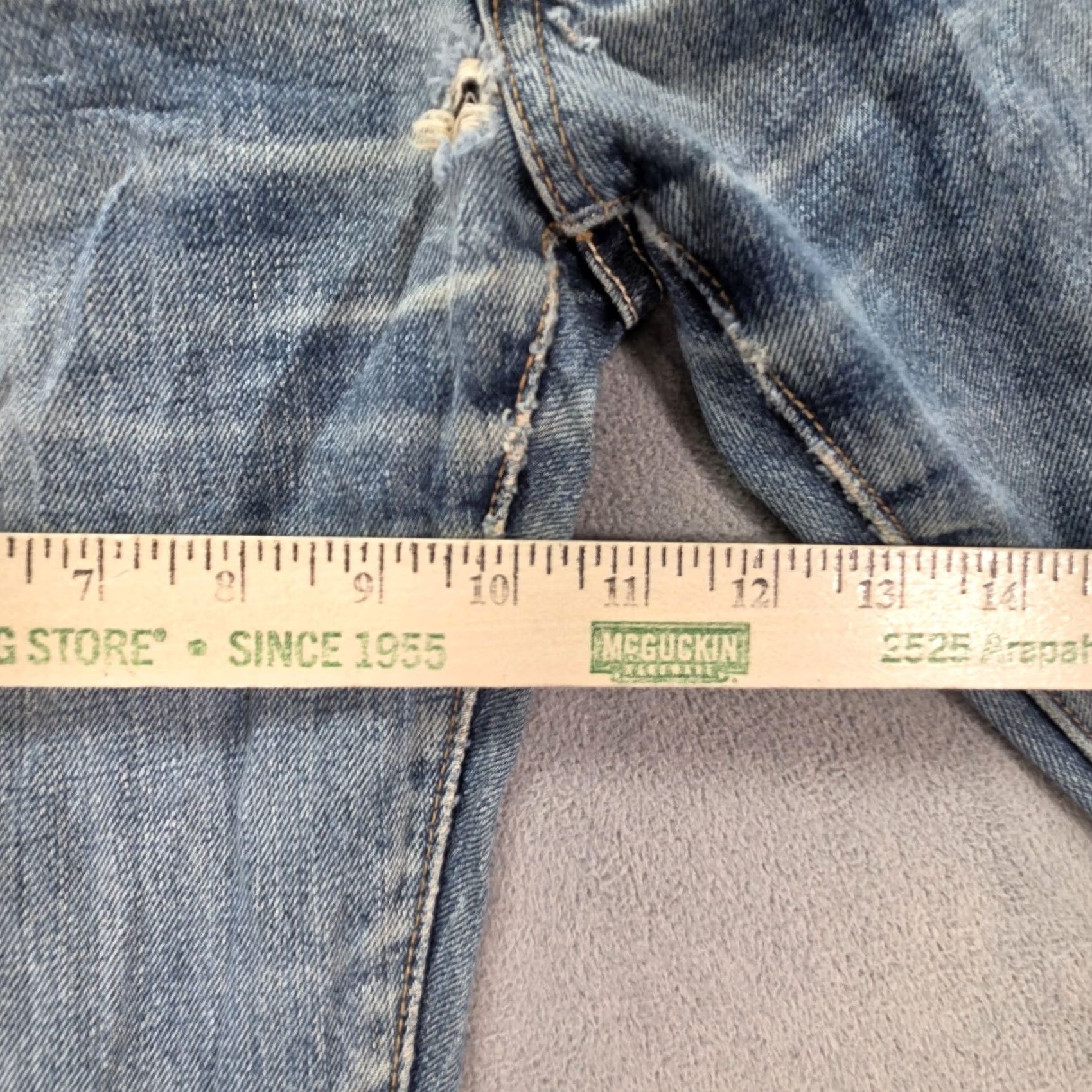 Levi's Levis Jeans Mens Regular Straight 29x32 Blue Light Distressed Pockets Logo Vintage: No, Selvedge Not N/A Size US 29 - 6 Thumbnail