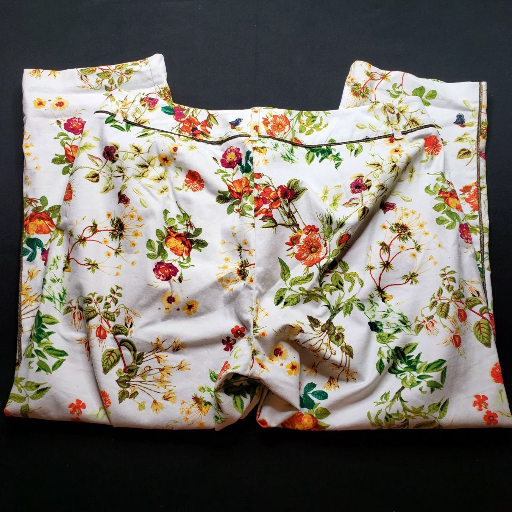Disney Disney's Alice Through the Looking Glass White Floral Denim Capri Pants Size 6 Size 28" / US 6 / IT 42 - 6 Thumbnail