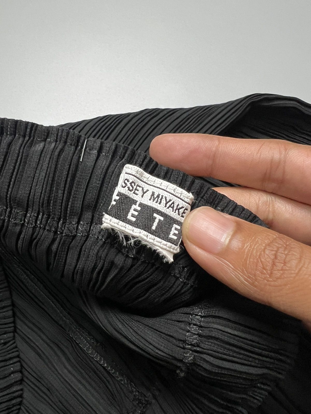 Issey Miyake × Pleats Please Issey Miyake × Vintage Vintage Fete Issey Miyake Pleats Midi Skirts Size 31" - 3 Thumbnail