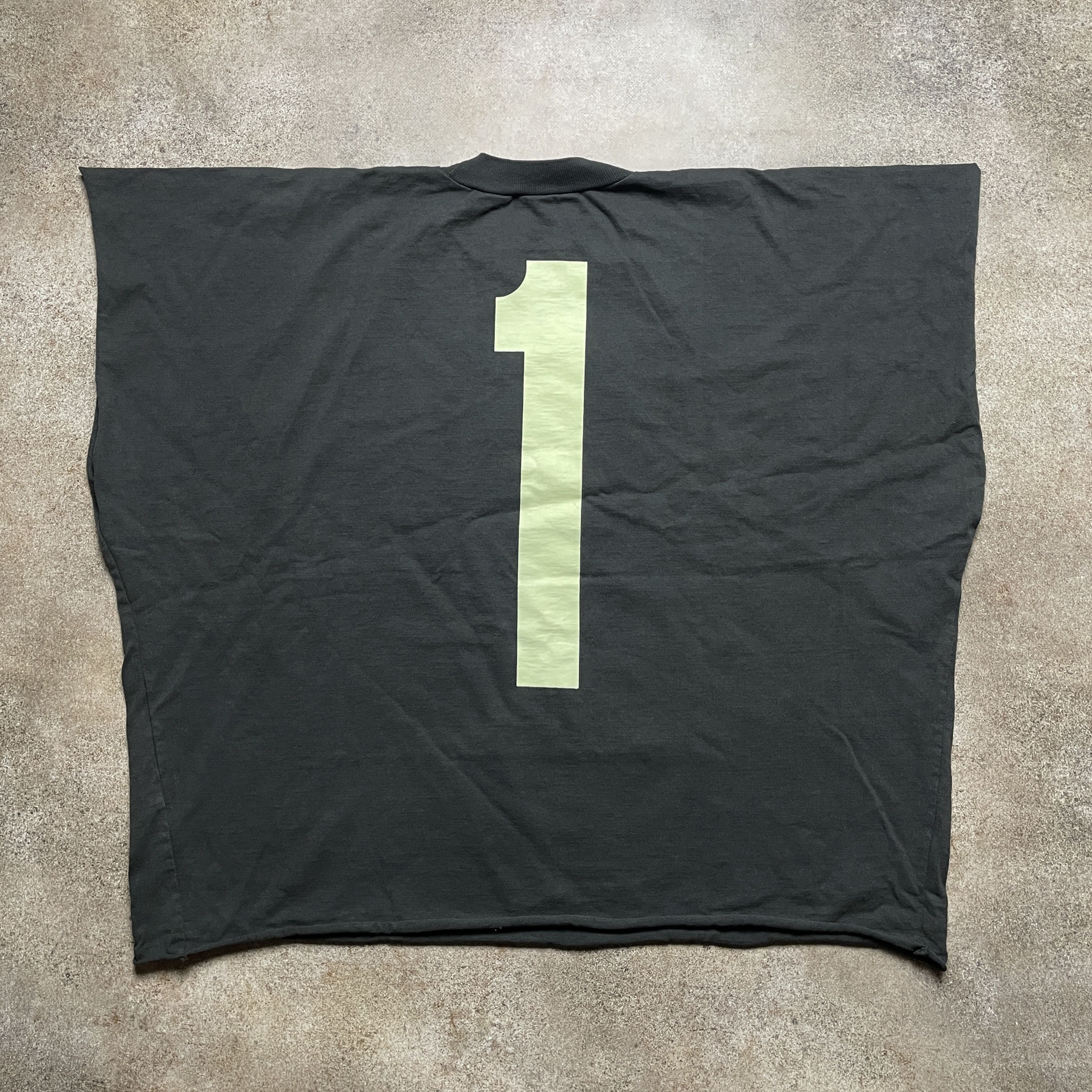Yeezy ⭐ Yeezy x Gosha Rubchinskiy Short Sleeve Vultures T-Shirt Size US M / EU 48-50 / 2 - 1 Thumbnail