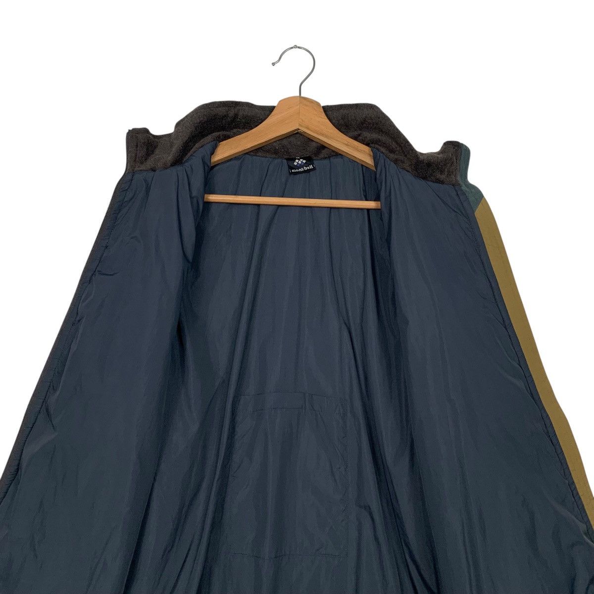 Montbell MONT-BELL Climawool Stand Collar Zipper Jacket #2654-C119 Size US M / EU 48-50 / 2 - 13 Thumbnail