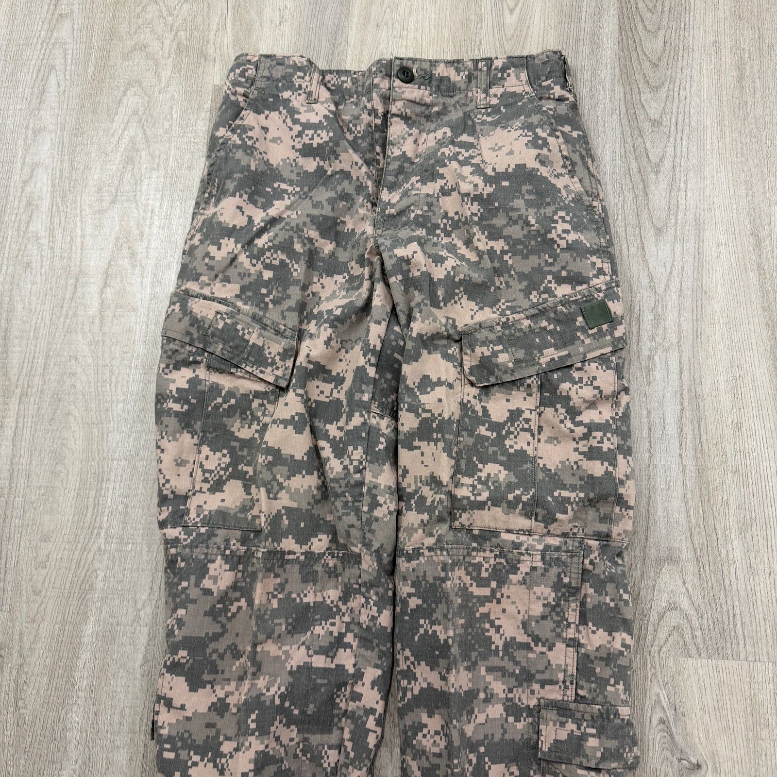 Vintage Vintage Military Pants Men's 28x28 Army Combat Uniform ACU Size US 28 / EU 44 - 2 Thumbnail