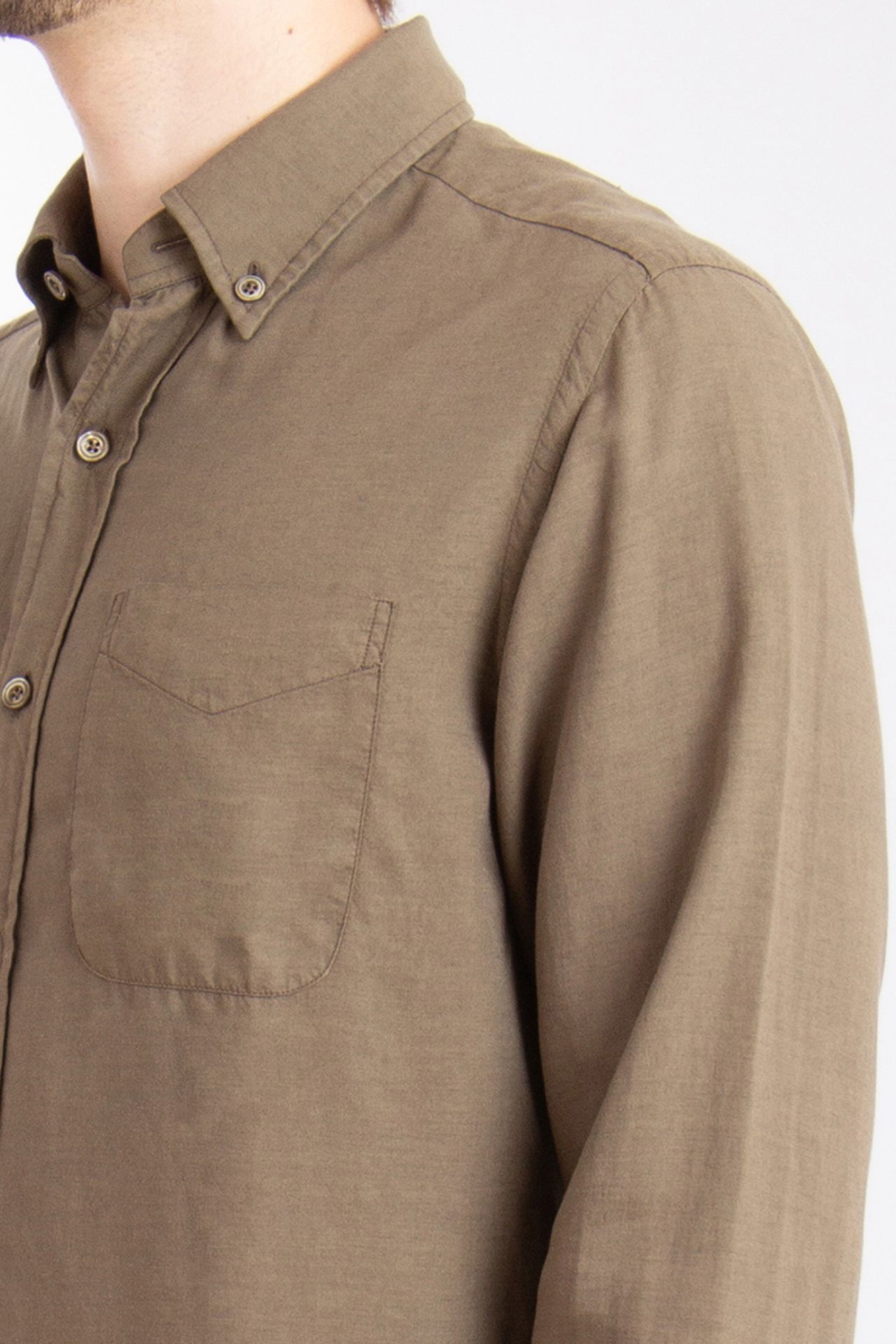 Tom Ford o1y0425 Solid Color Shirt in Brown Size US XL / EU 56 / 4 - 2 Thumbnail