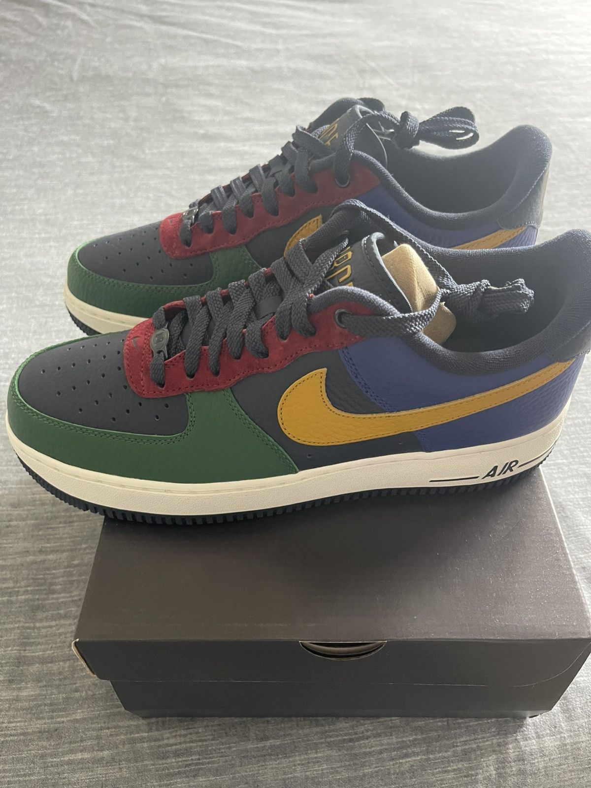 Nike AIR FORCE 1 COMMAND GORGE GREEN Size US 10 / EU 43 - 4 Thumbnail