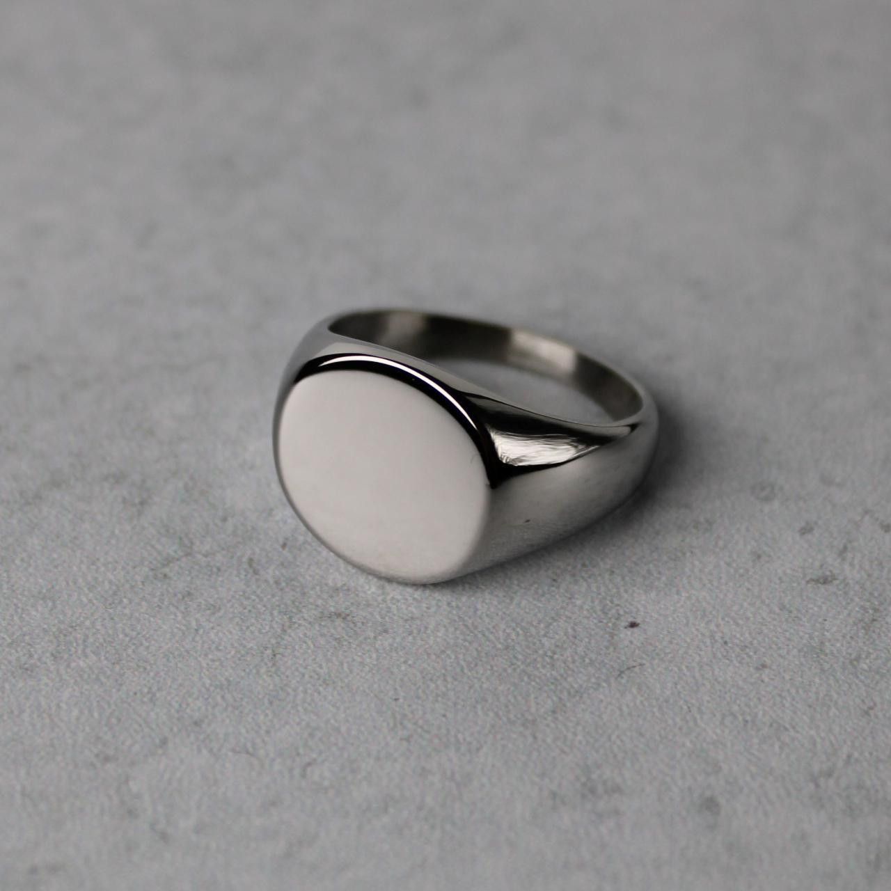 Jewelry Silver Oval Signet Ring size 7-12 Size ONE SIZE - 1 Thumbnail