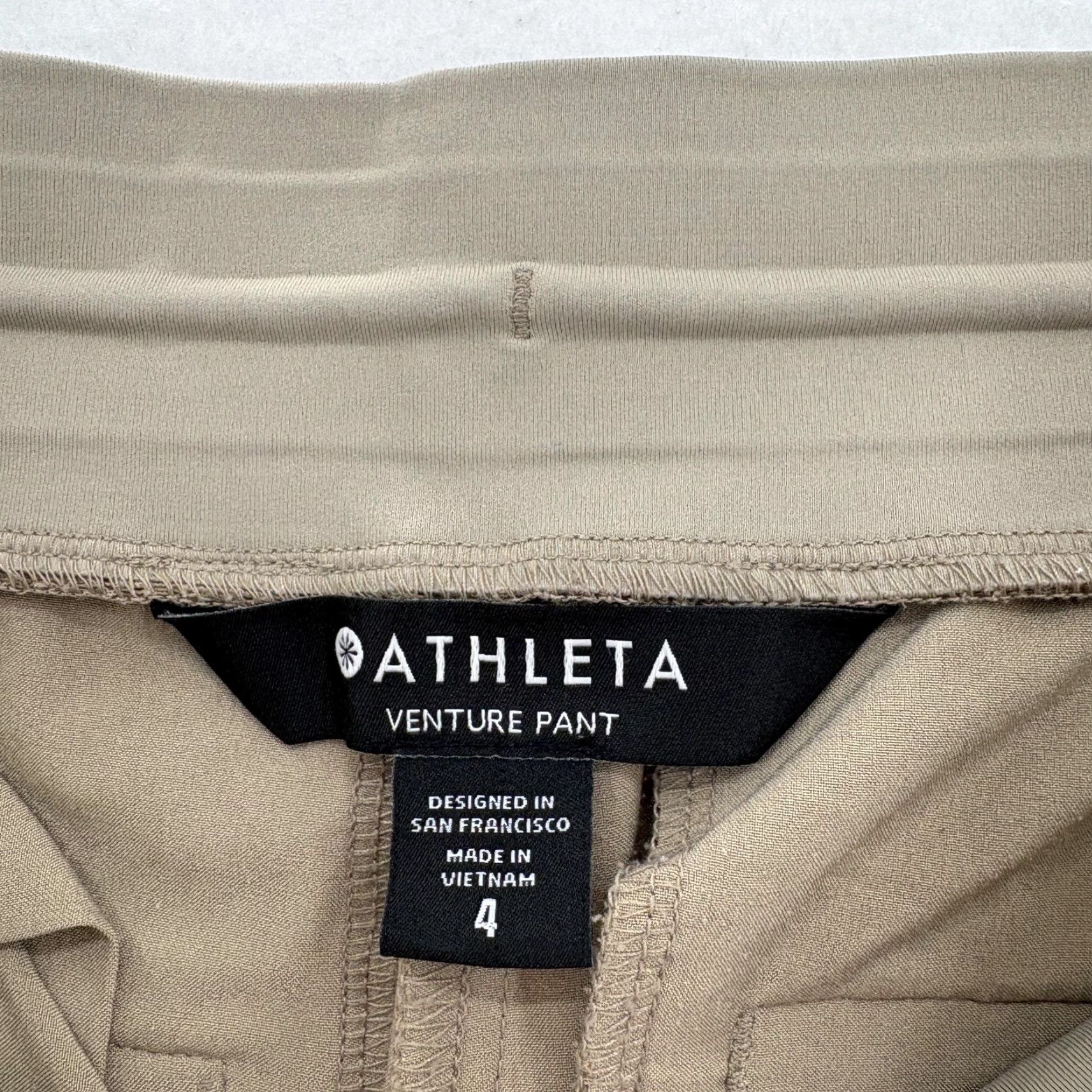 Athleta Athleta Venture Pant Jogger Pants Womens 4 Beige Hiking Pockets Zip Lightweight Stretch Tapered Size 27" / US 4 / IT 40 - 4 Thumbnail