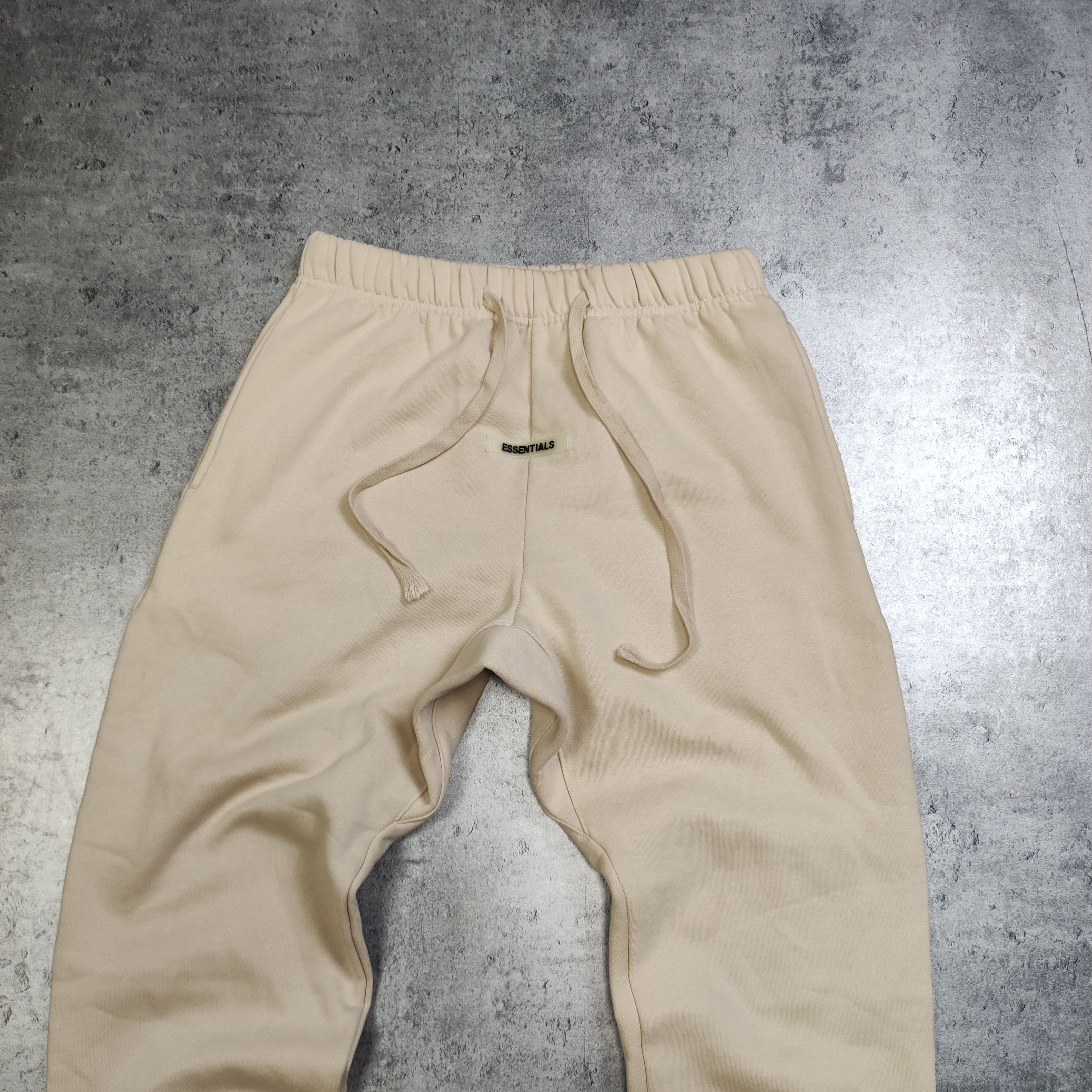 Essentials FOG Fear Of God Essentuals Beige Logo Sweapants Size US 30 / EU 46 - 3 Thumbnail