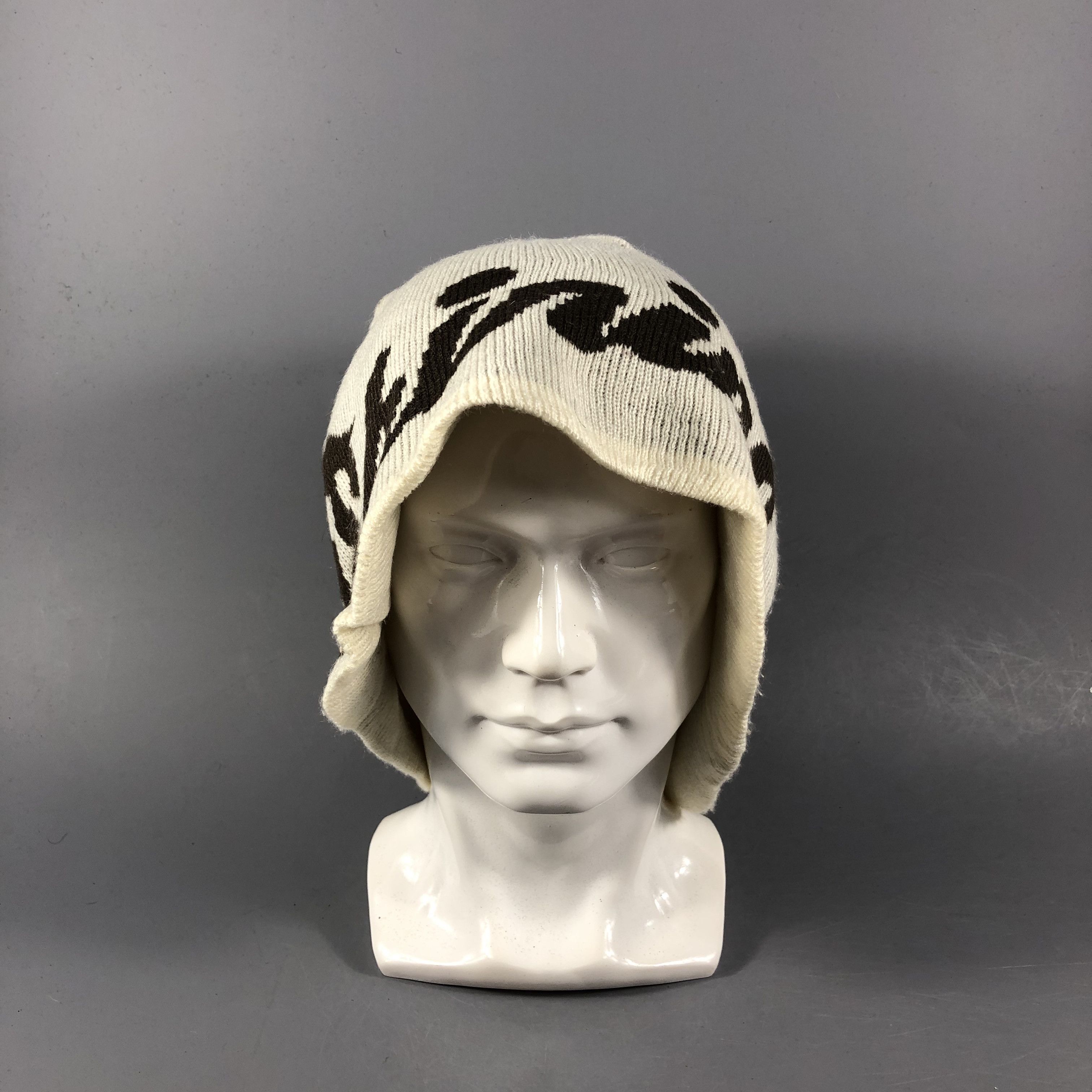 Vintage Shining Slouchy Beanie Snowcap Snow Hat B889 Size ONE SIZE - 1 Thumbnail